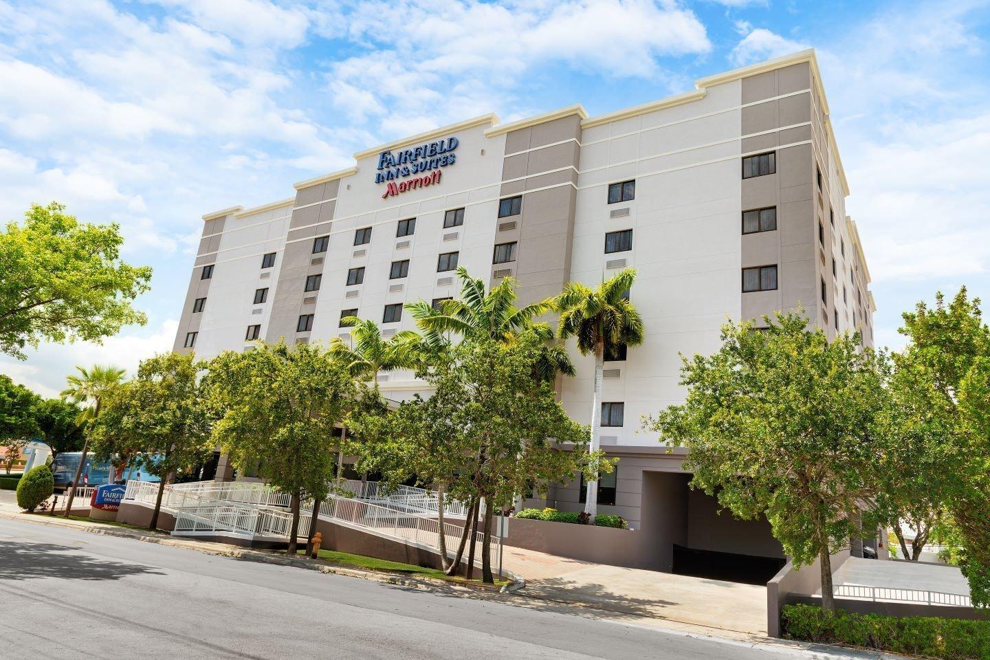 Vista Exterior Fairfield Inn & Suites by Marriott Miami Airport South