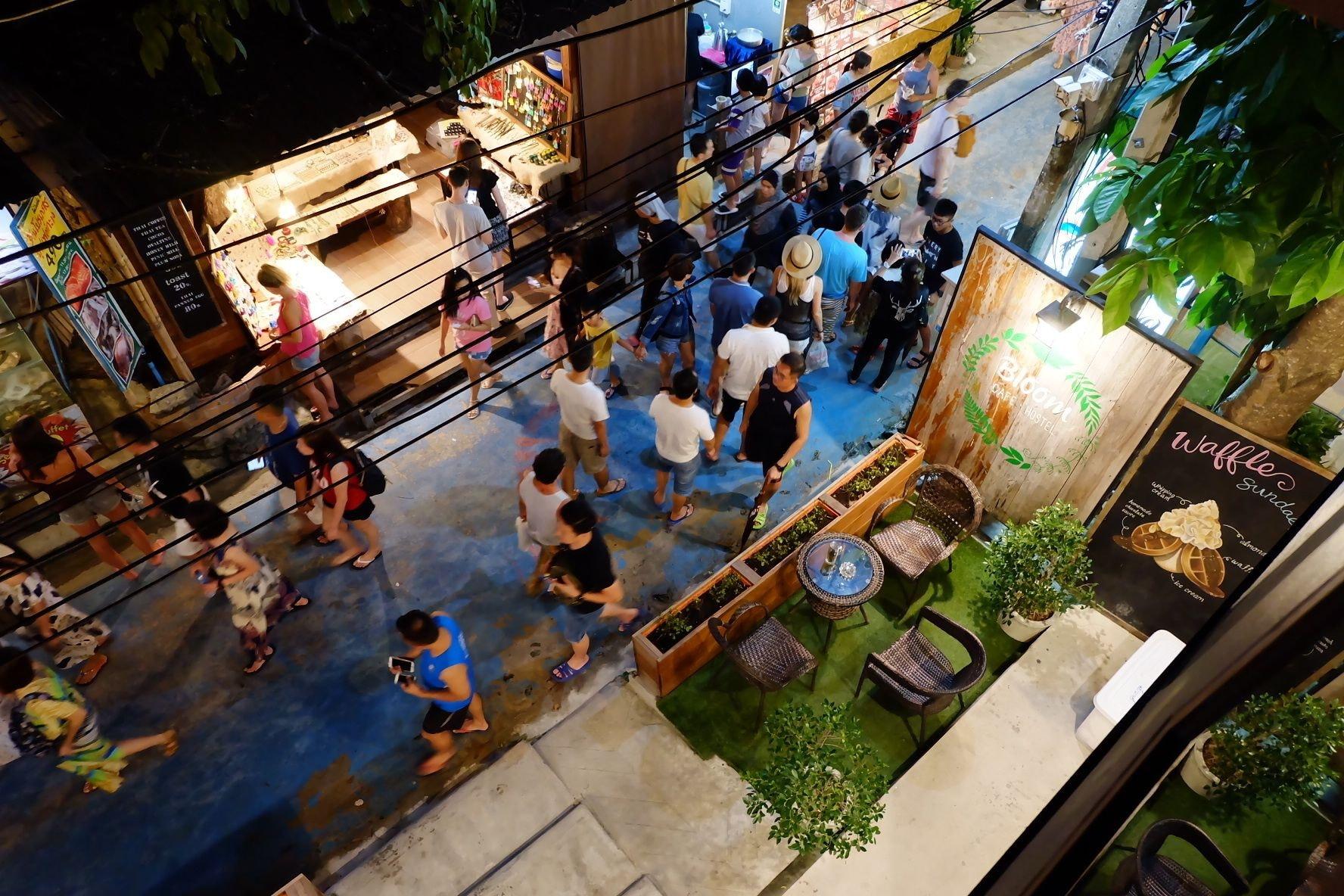 Comodidades del Alojamiento Bloom Cafe & Hostel Lipe