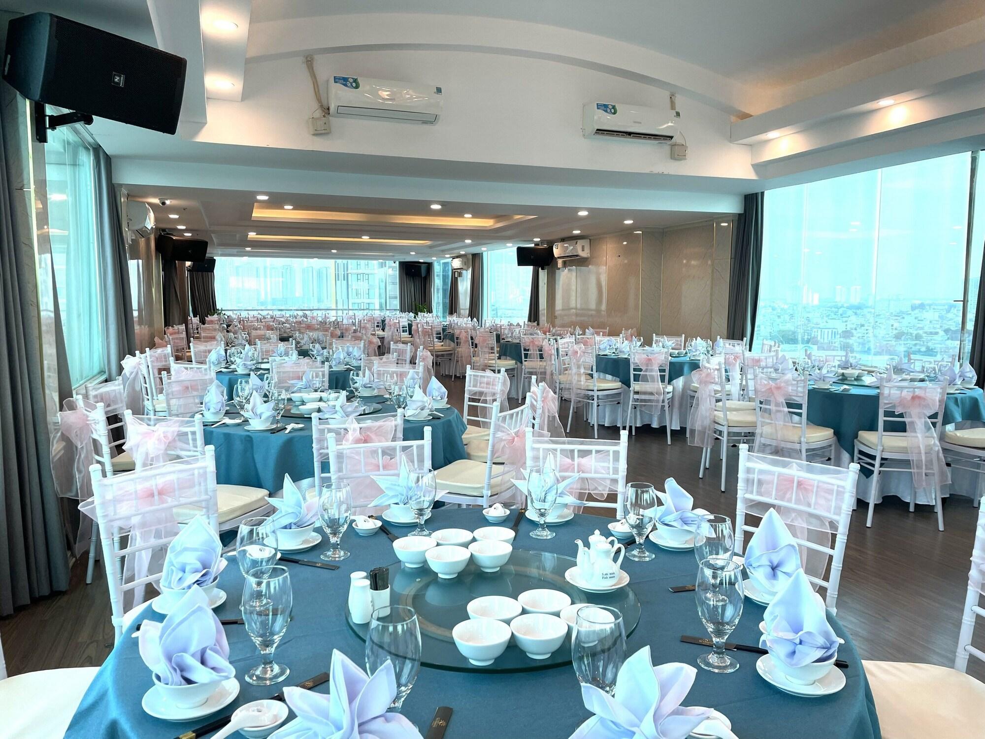 Salón de Baile Happy Life Green Hotel