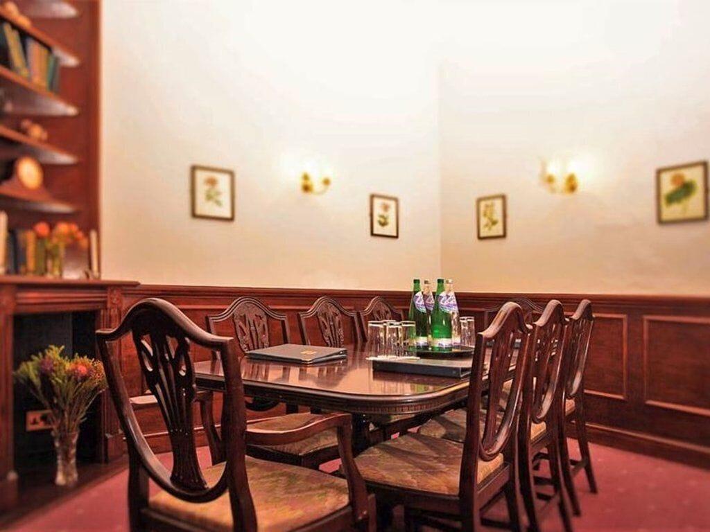 Sala de Reuniones London Elizabeth Hotel