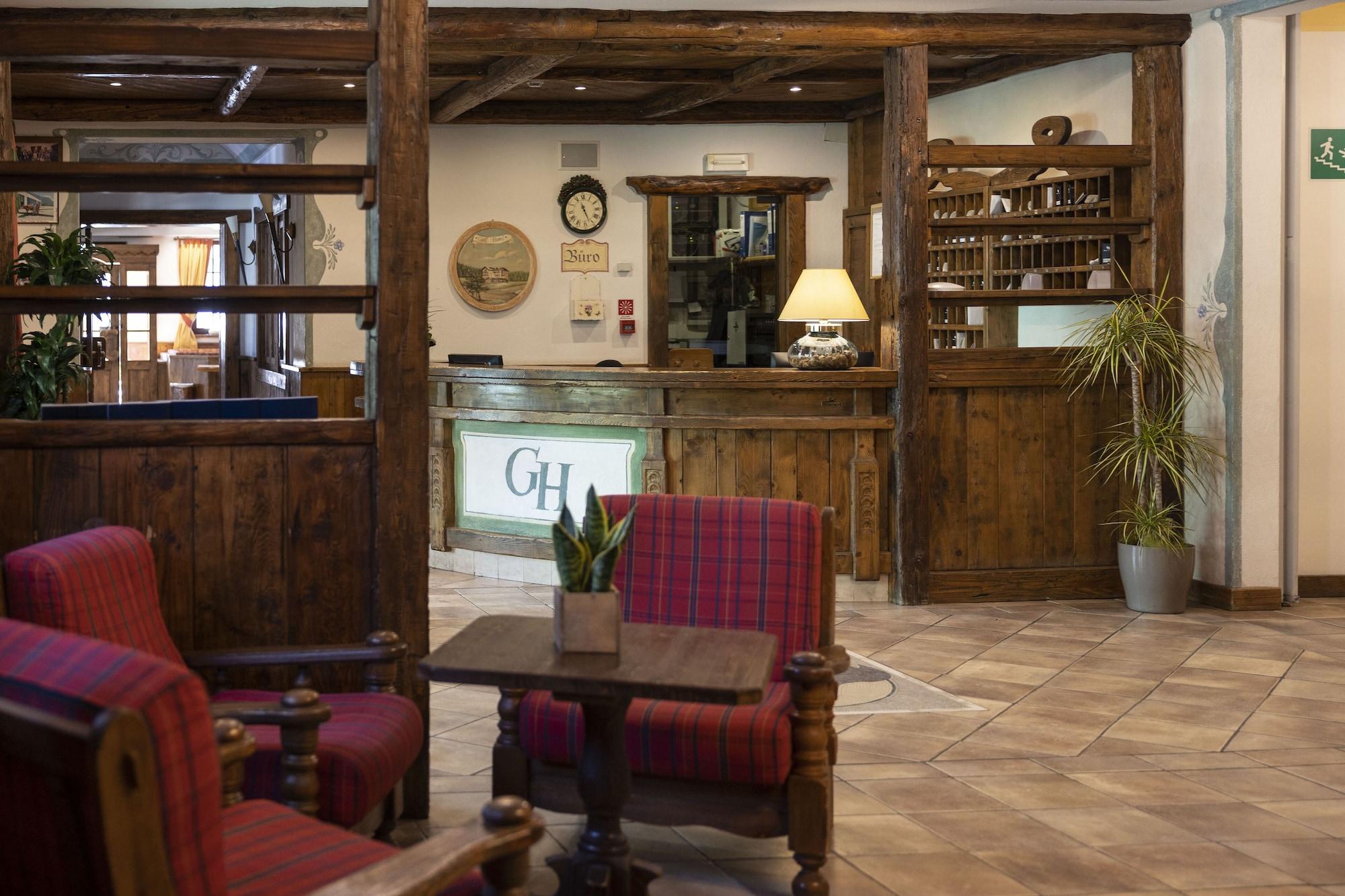 Vista Lobby Golf Hotel