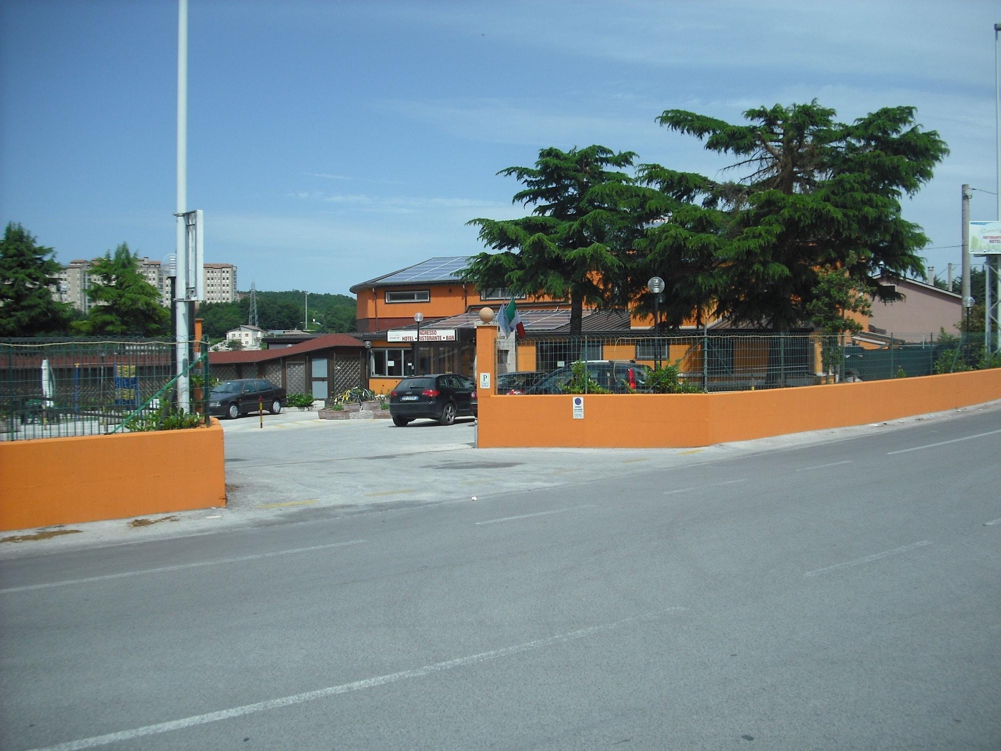 Vista Exterior Cascina Garden Hotel