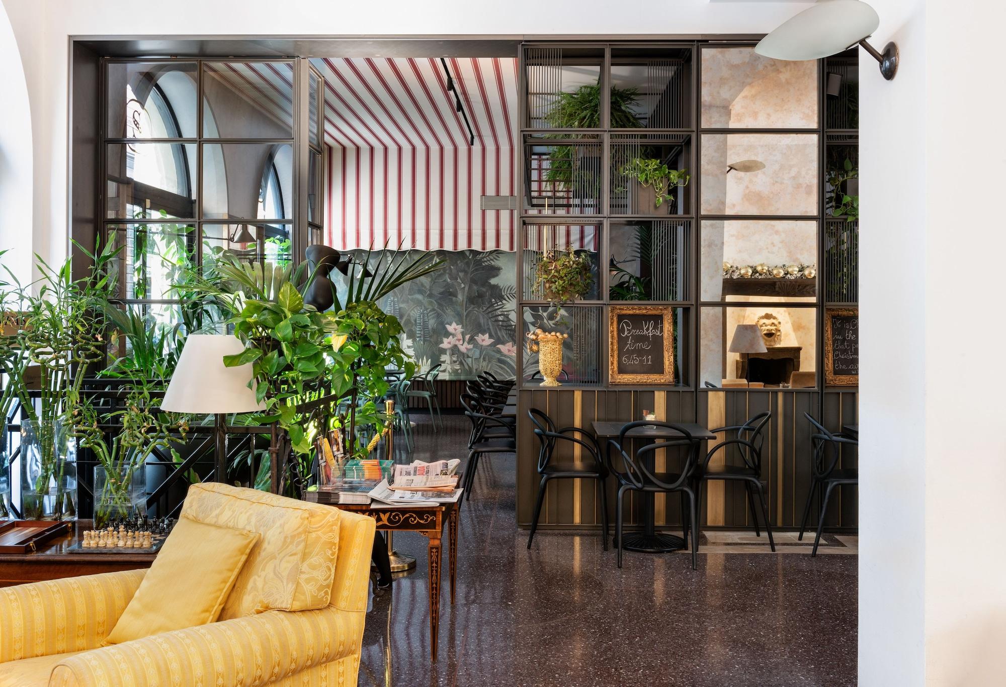 Vista Lobby Hotel Sanpi Milano