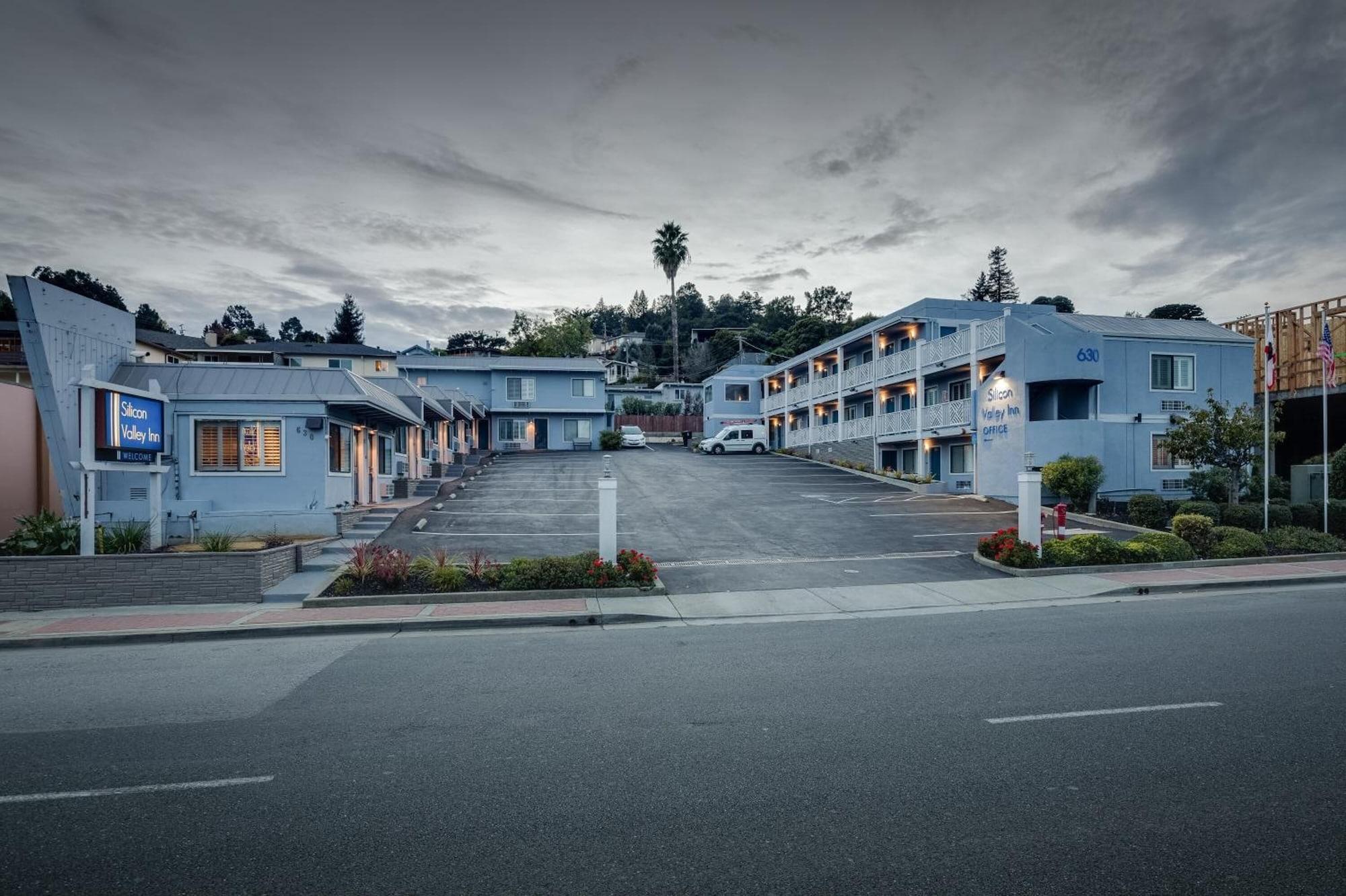 Vista Exterior Silicon Valley Inn