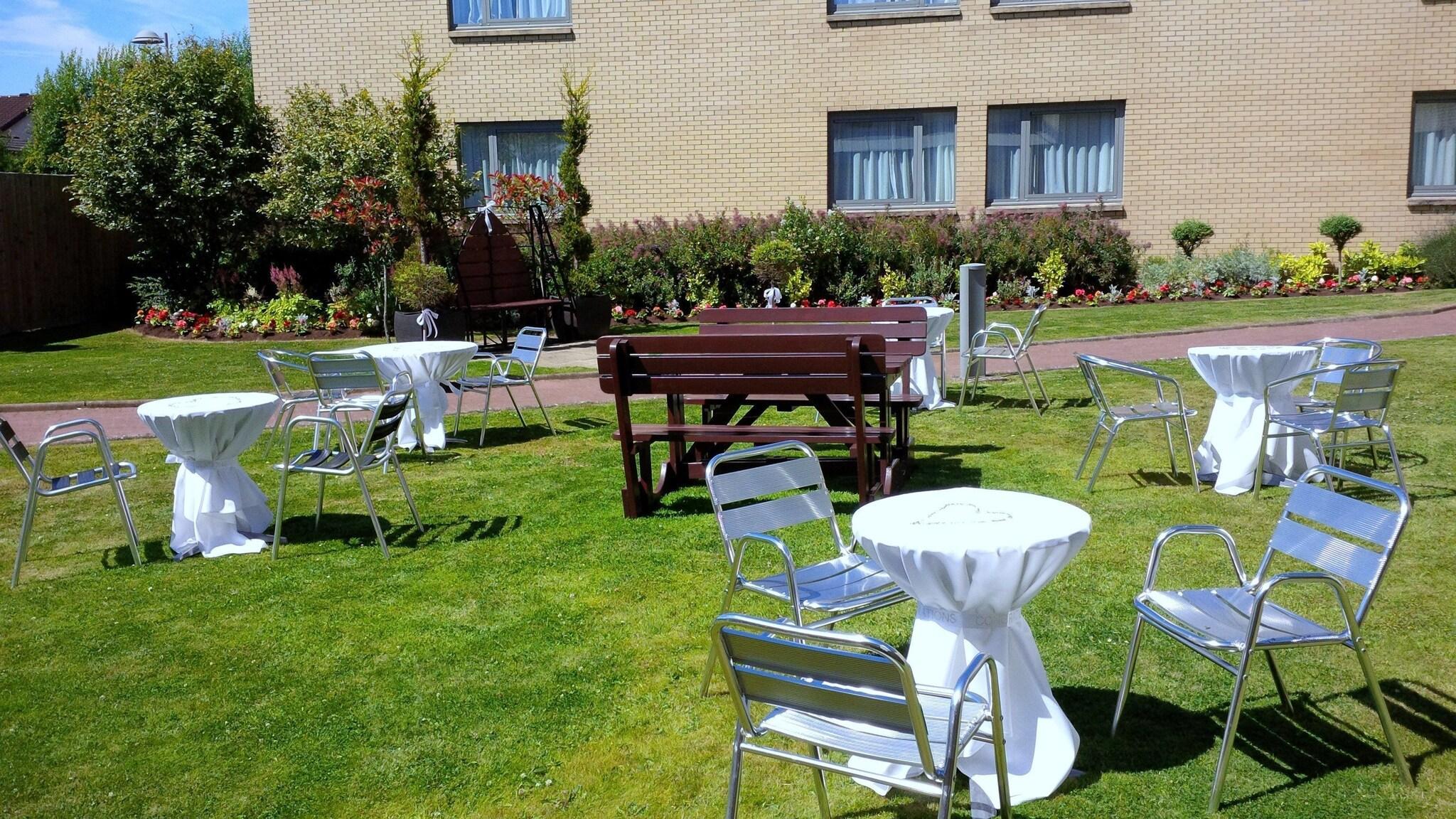 Vista Exterior The Park Hotel