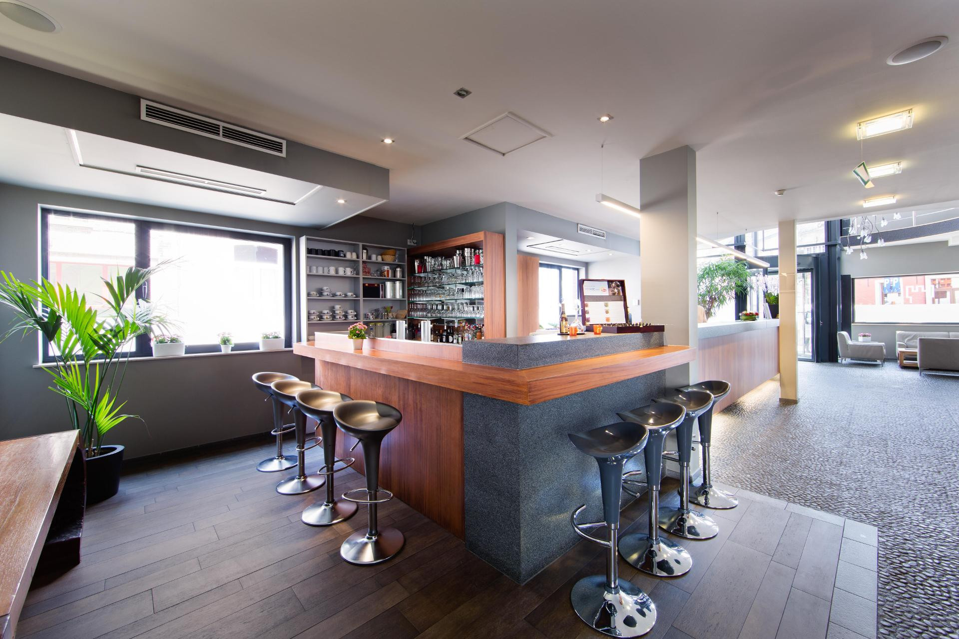 Bar/Salón Ghent River Hotel