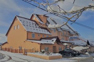 Alojamiento - Hotel Mirni Kutak