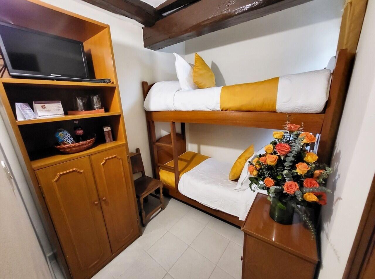 Habitación Hotel Ambalá Bogotá Colonial