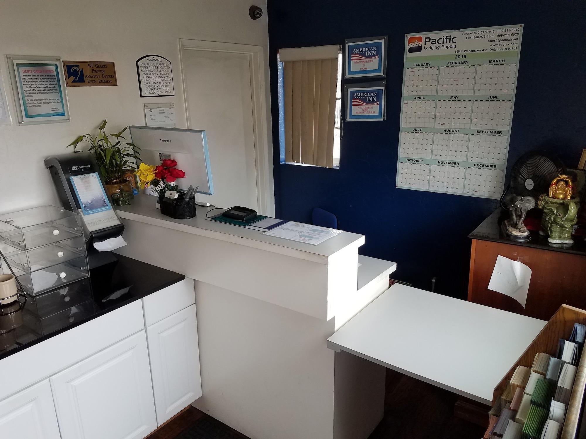 Vista Lobby American Inn Grover Beach