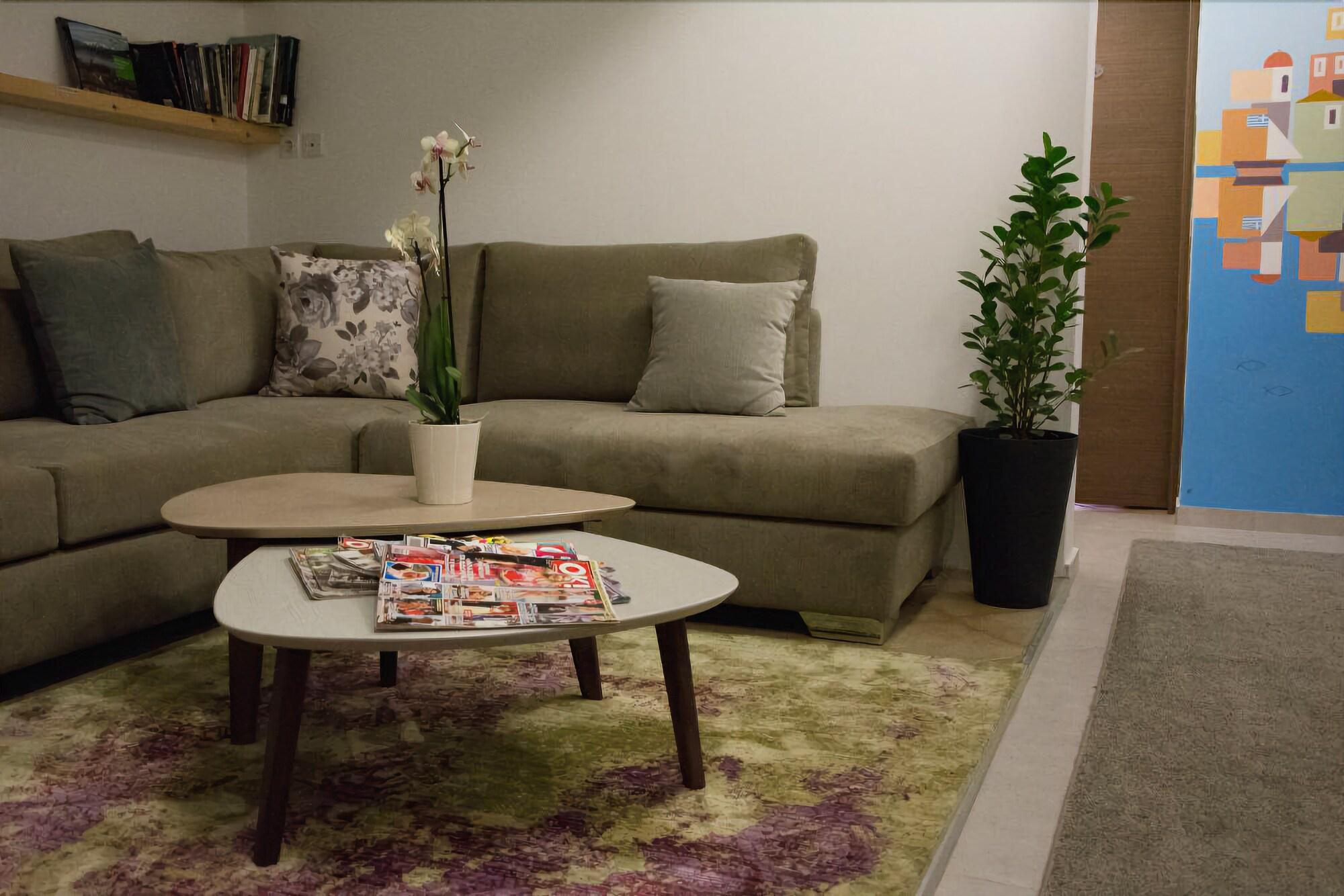 Vista Lobby Marianna Hotel