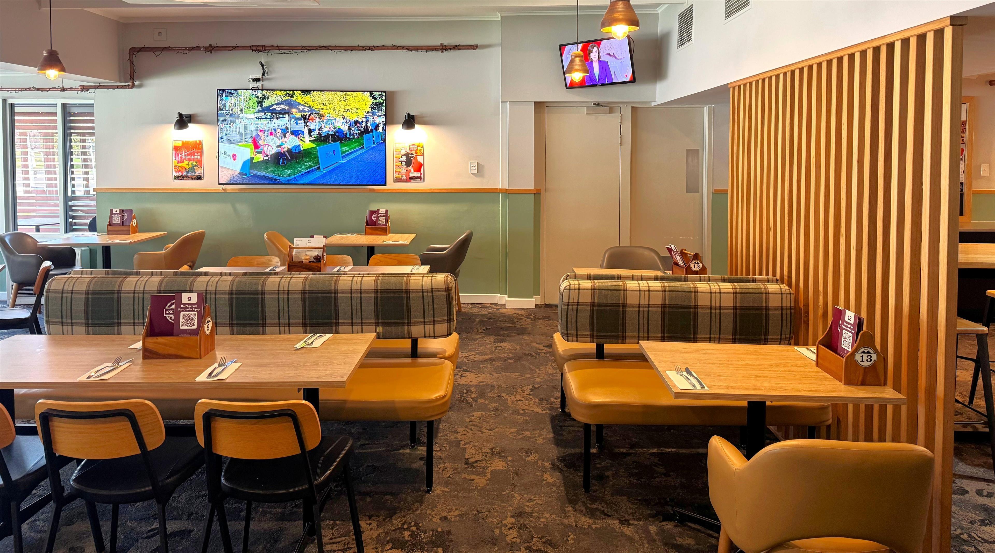 Restaurant Adelaide Royal Coach