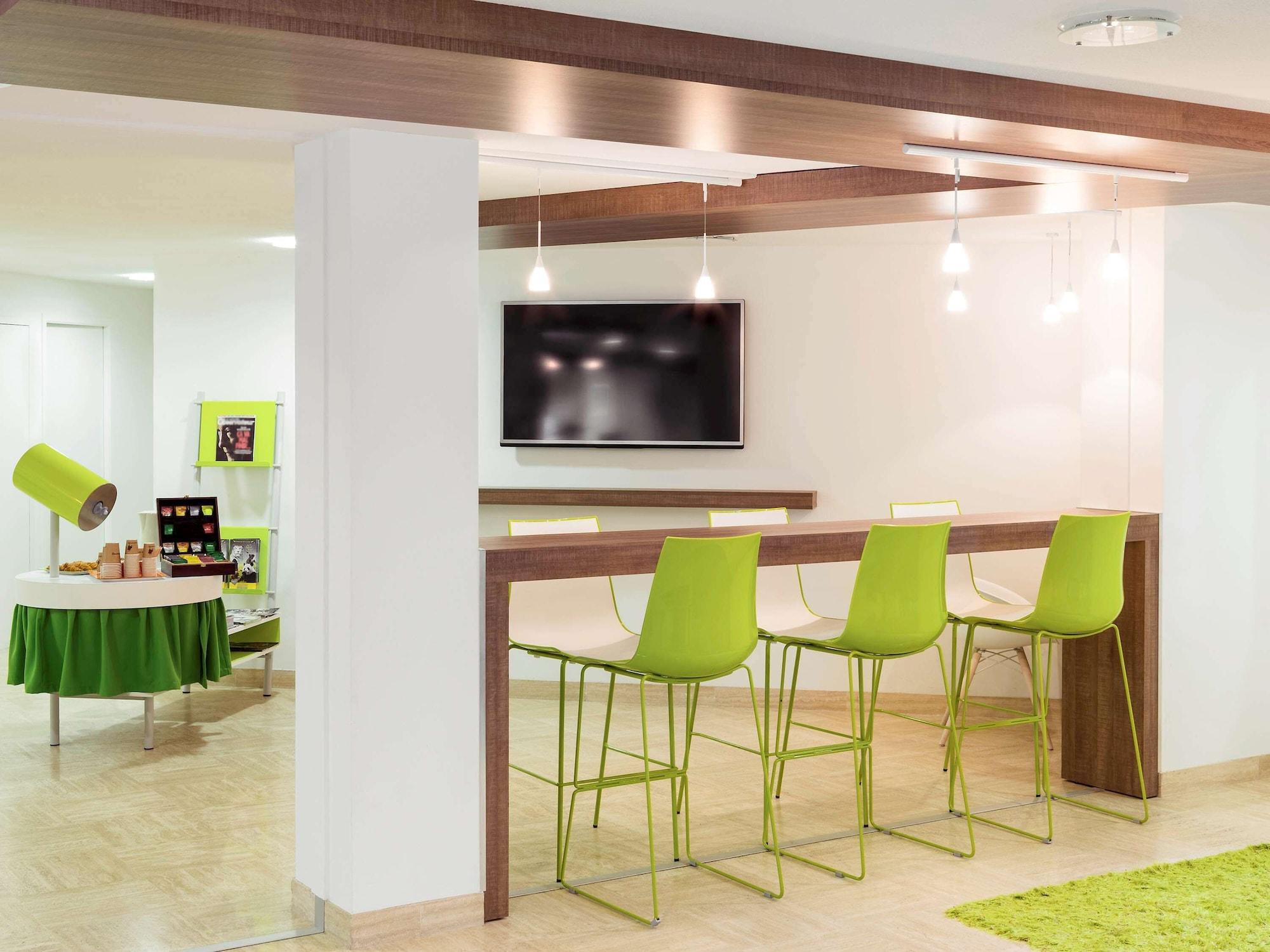 Bar/Salón Hotel ibis Styles Niort Poitou Charentes