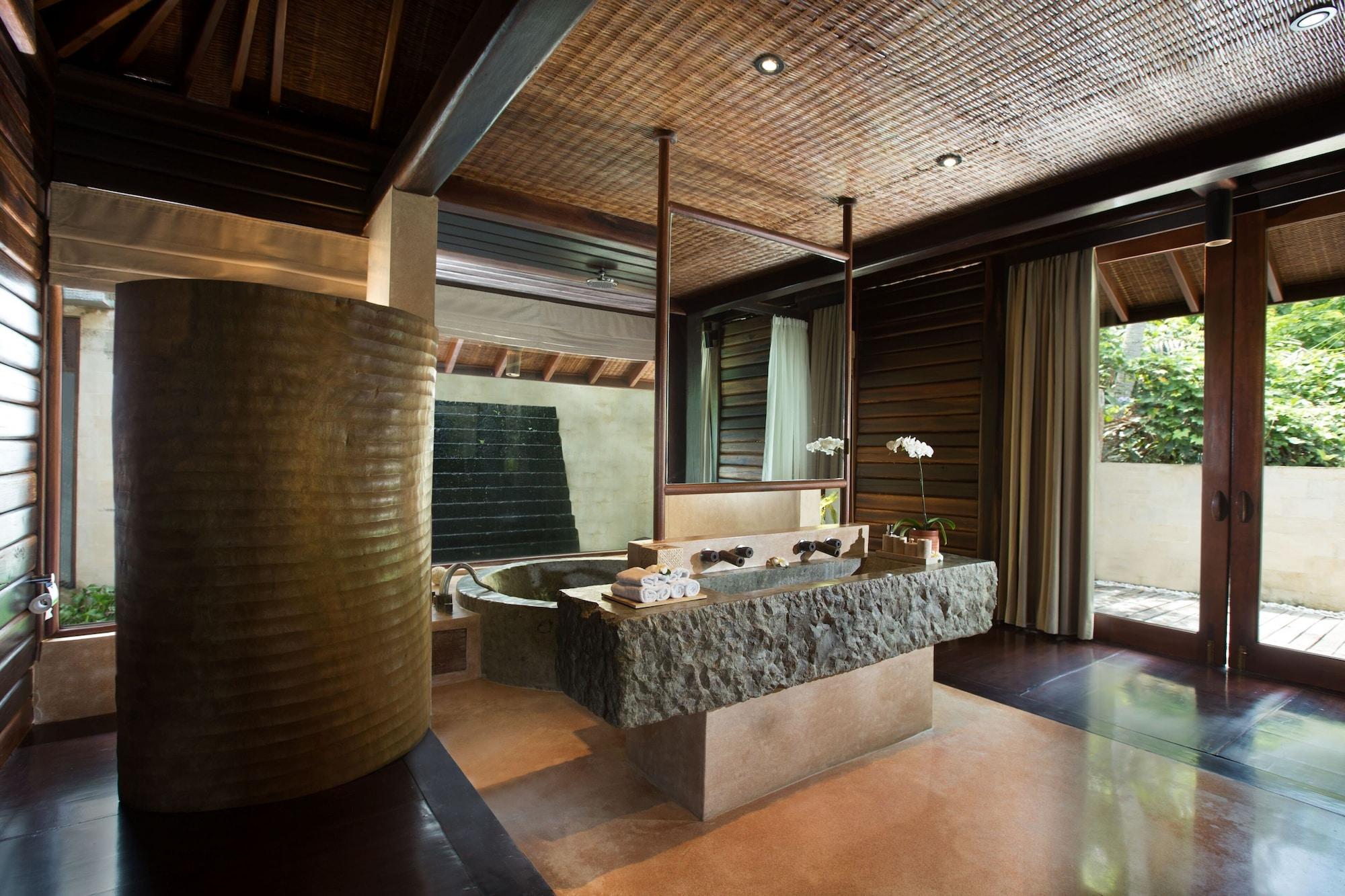 Equipamiento de Habitación Kamaniiya River Villa Sayan - Ubud