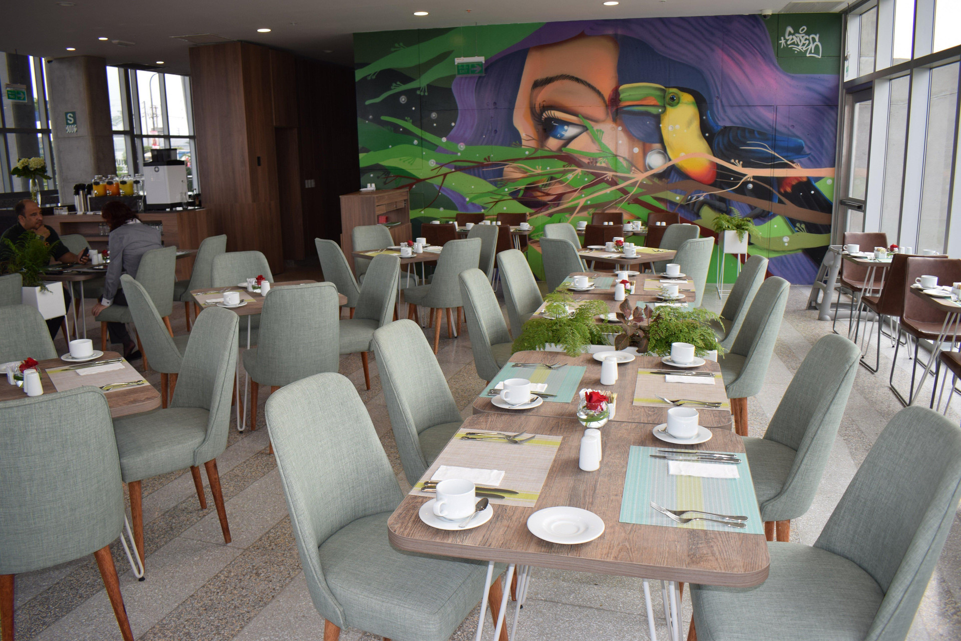Restaurant Holiday Inn Lima Airport by IHG