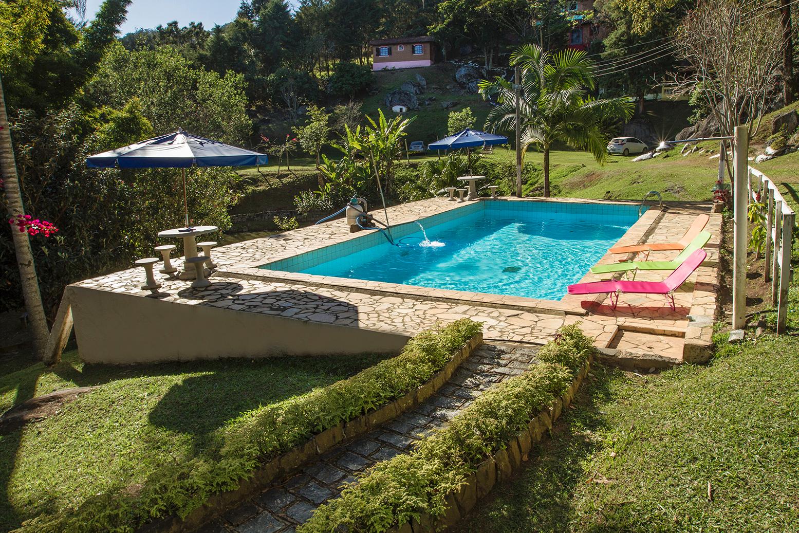 Vista Piscina Pousada Céu de Luz