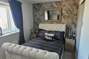 Casas - ELLIEMAY'S 4 BEDROOM SELFCATERING HOLIDAY HOME WITH 6 SEATER HOT TUB
