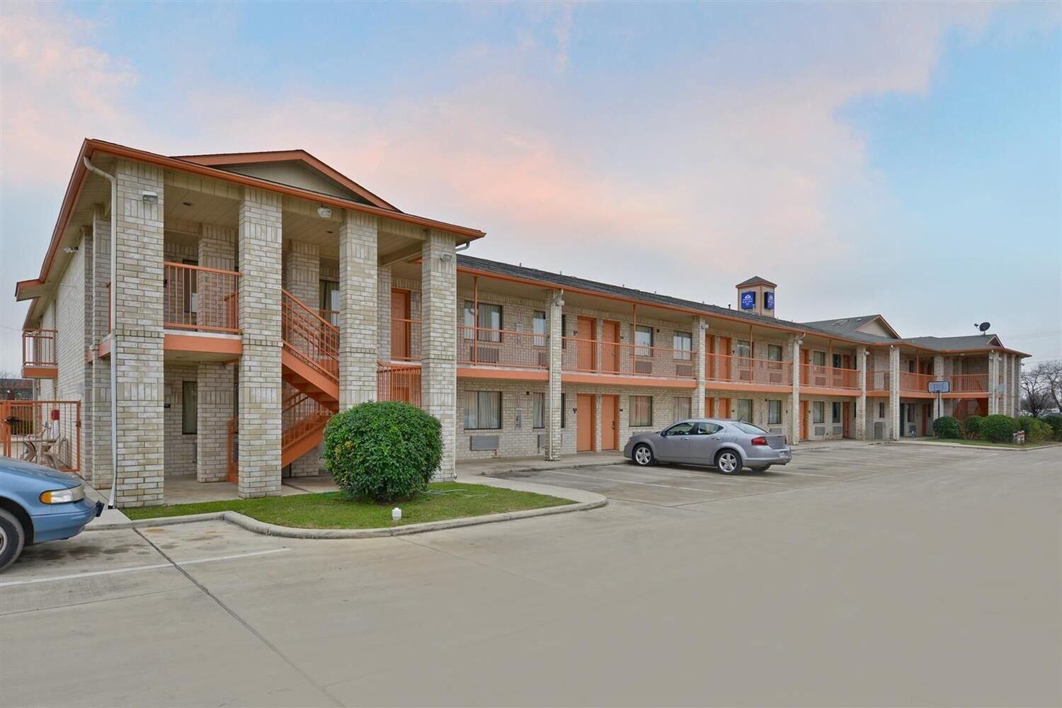 Vista Exterior Budget Inn