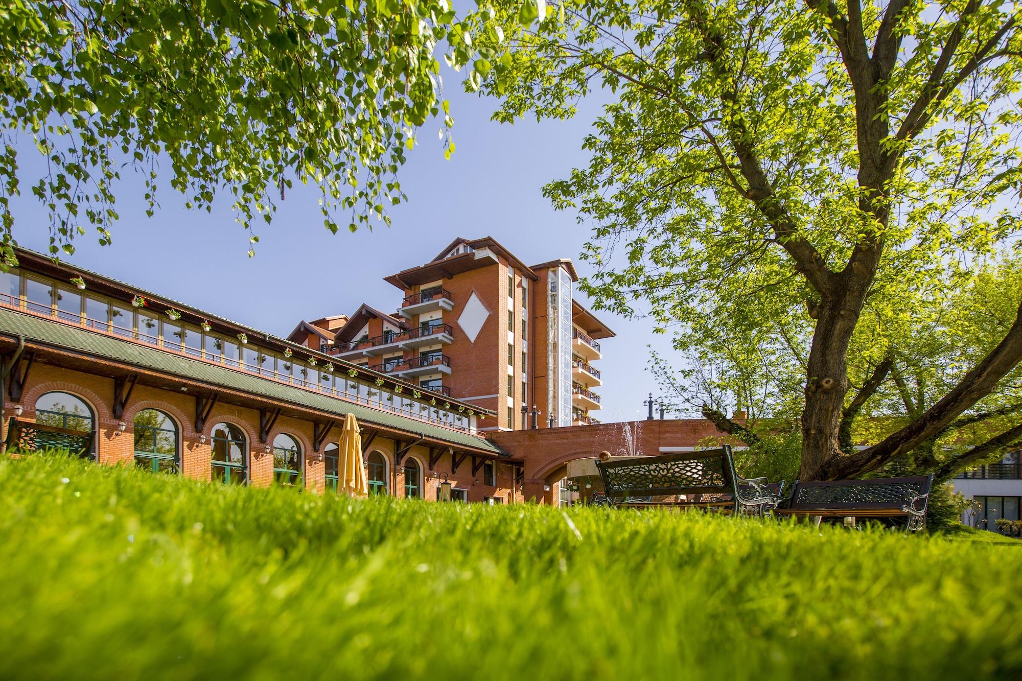 Vista Exterior Hotel Caro