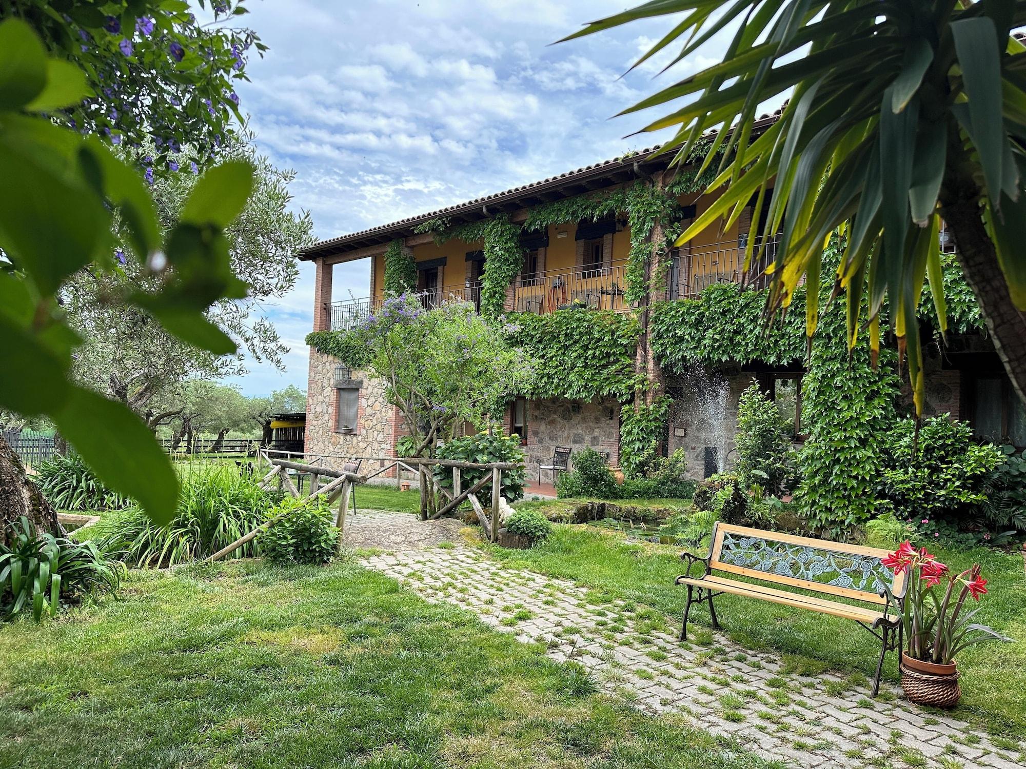 Vista Exterior Casa Rural La Covacha