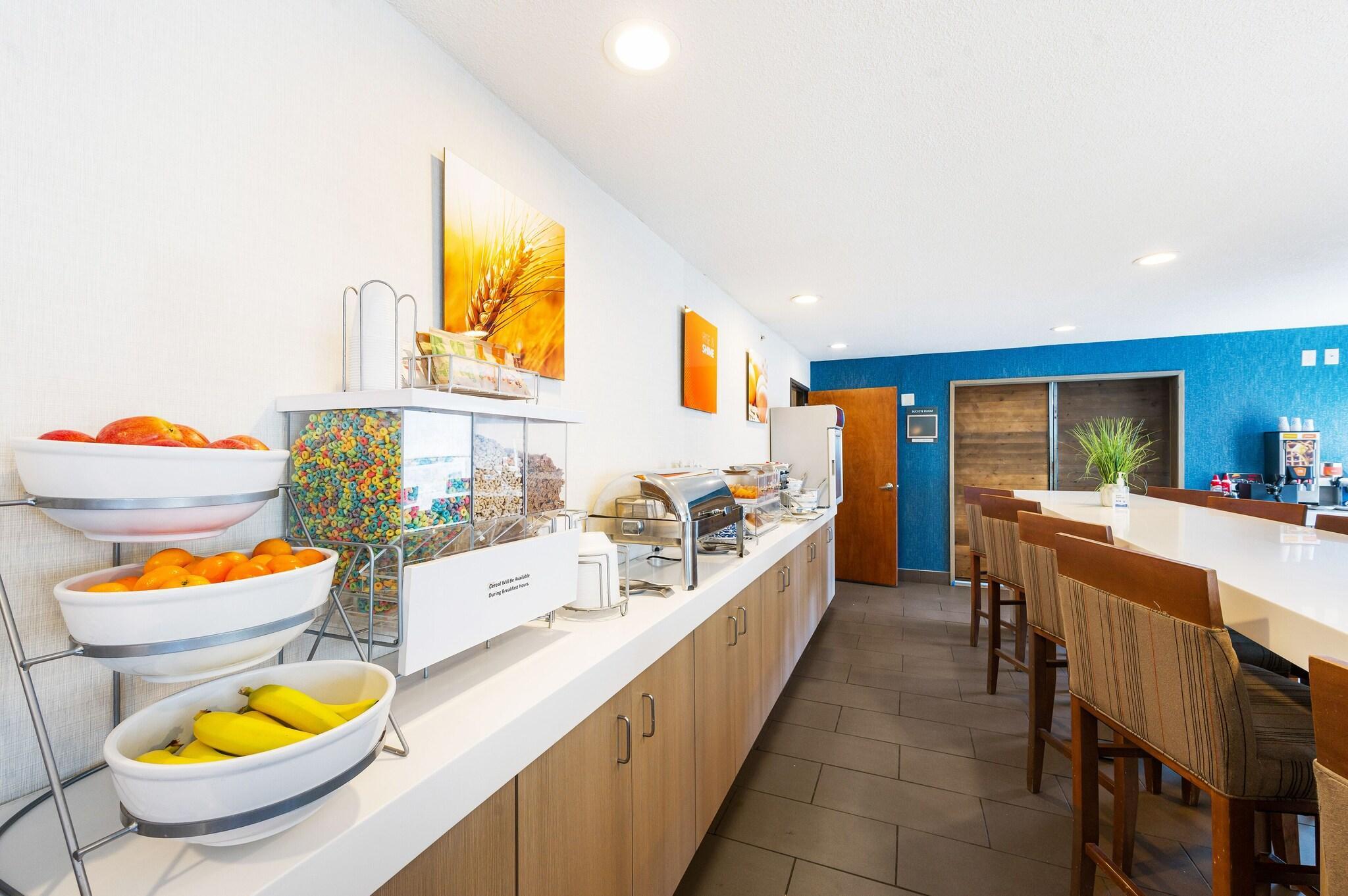 Restaurant Comfort Inn Mayfield Heights Cleveland East