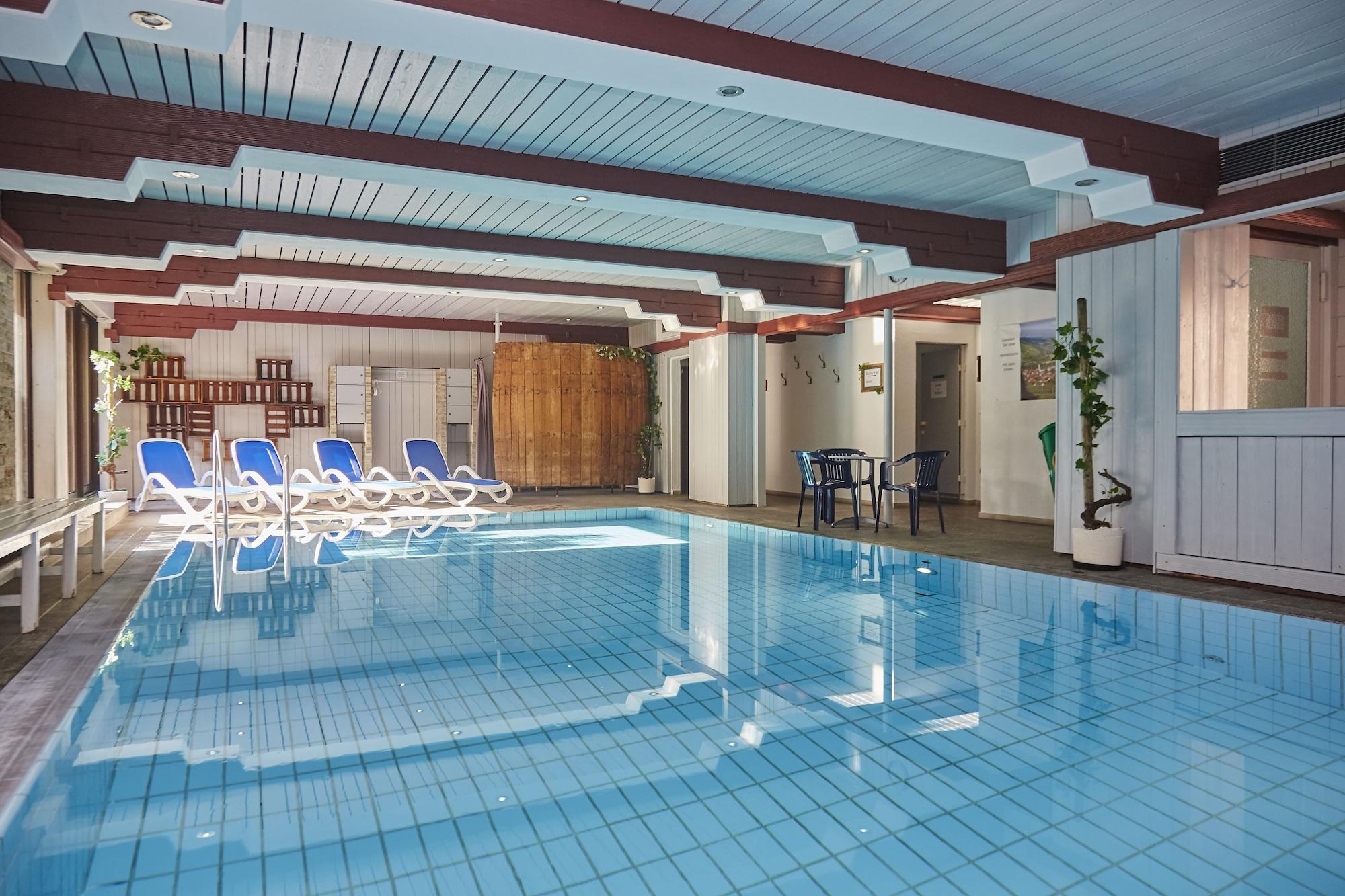 Vista Piscina Flair Hotel Weinstube Lochner