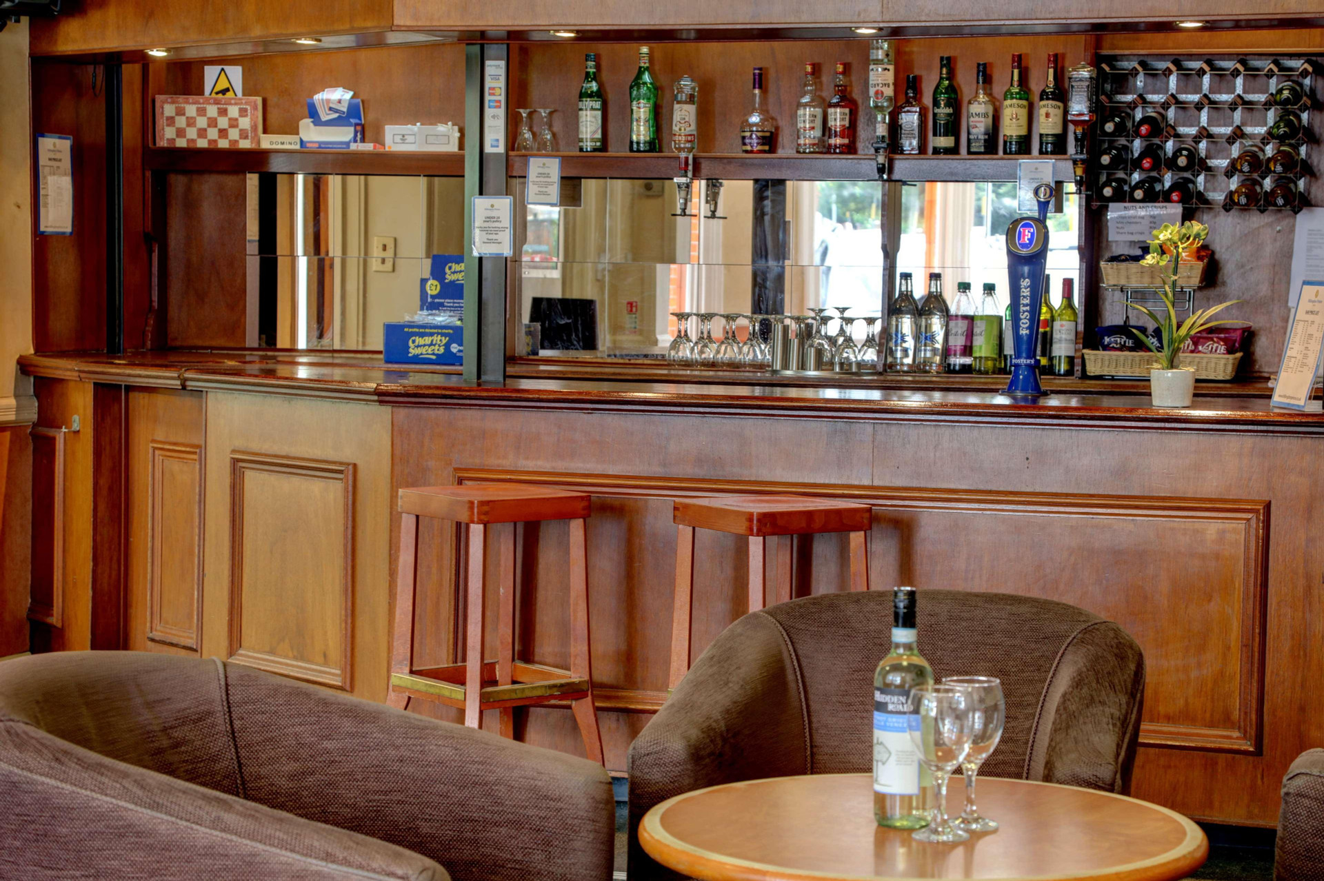 Bar/Salón Sure Hotel by Best Western Reading
