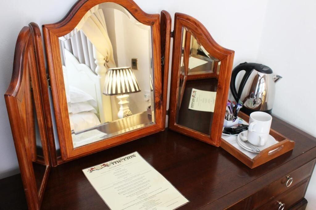 Set de Habitación The Lion Hotel