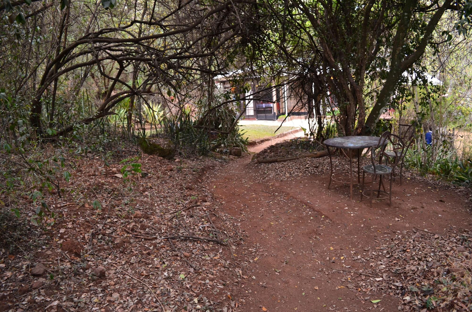 Instalaciones Recreativas Kifaru House - Karen