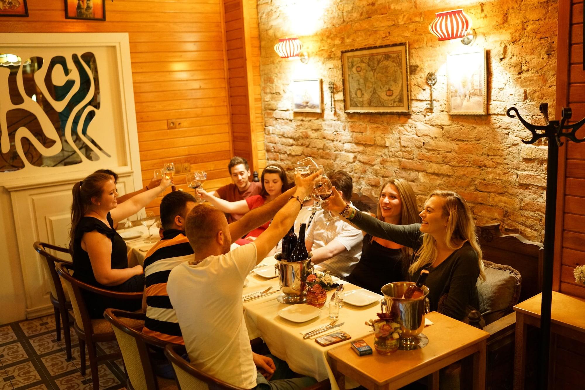 Restaurant Bucoleon by Cheers