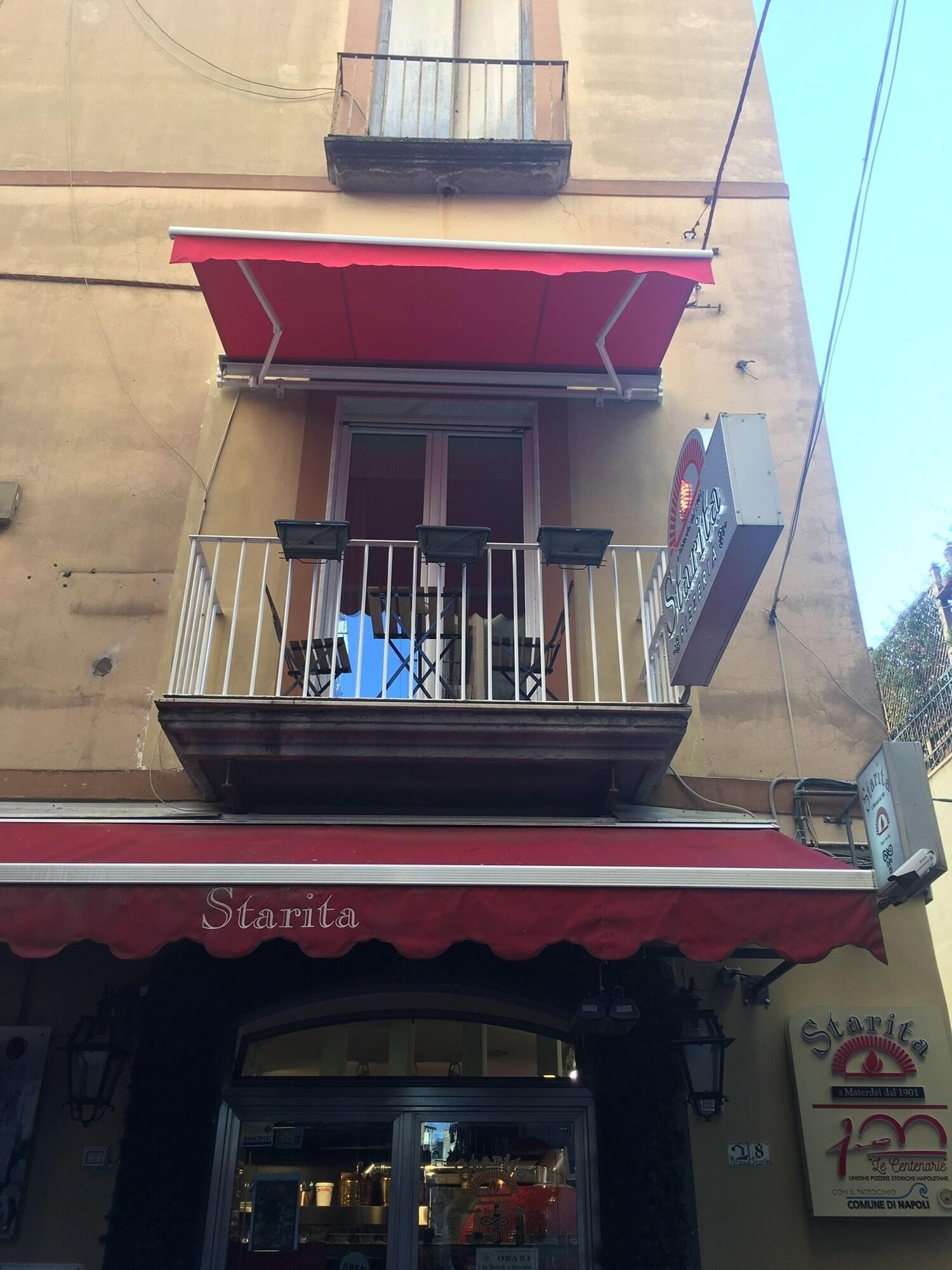 Vista Exterior Starita Bed & pizza