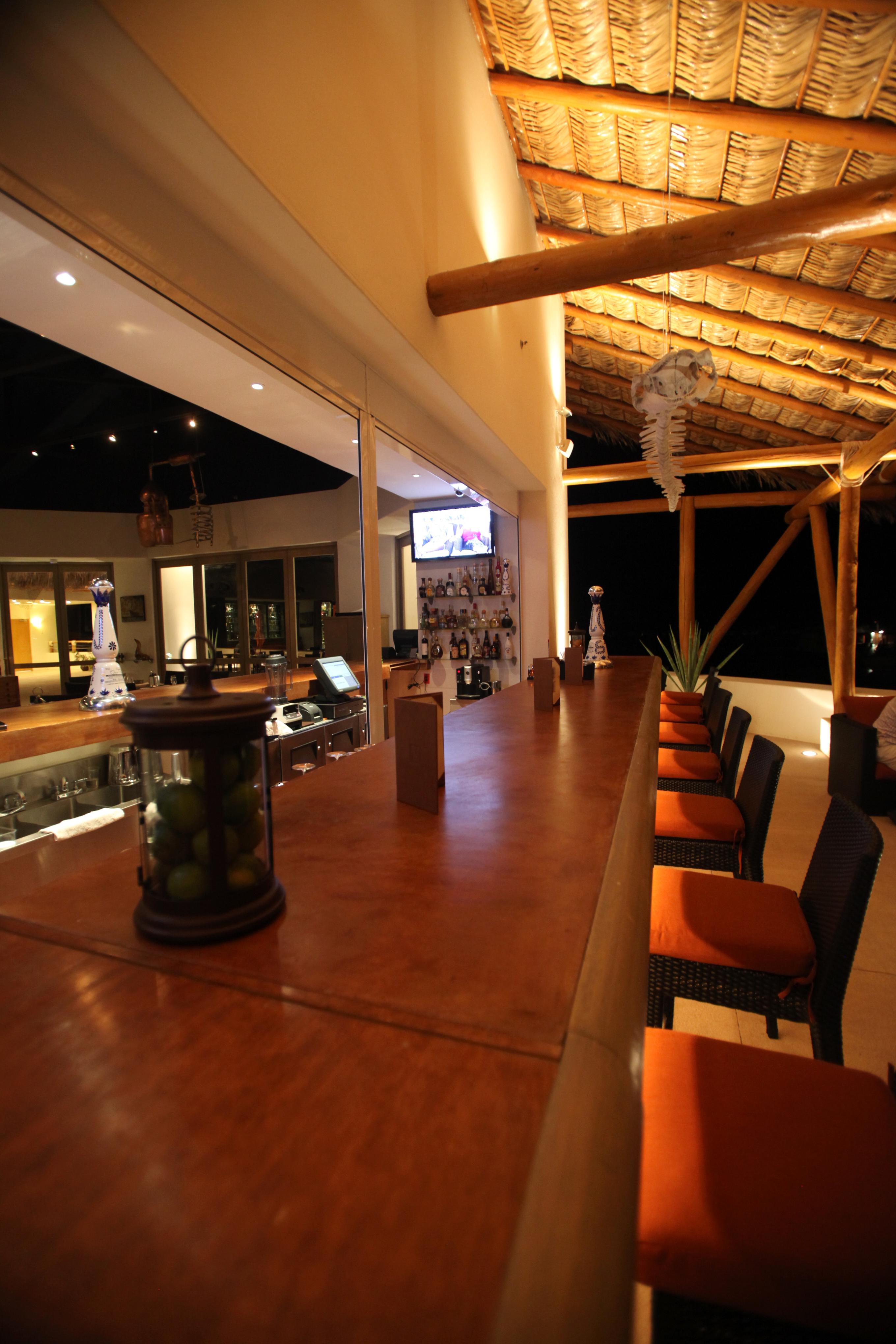 Bar/Lounge Costabaja Resort & Spa