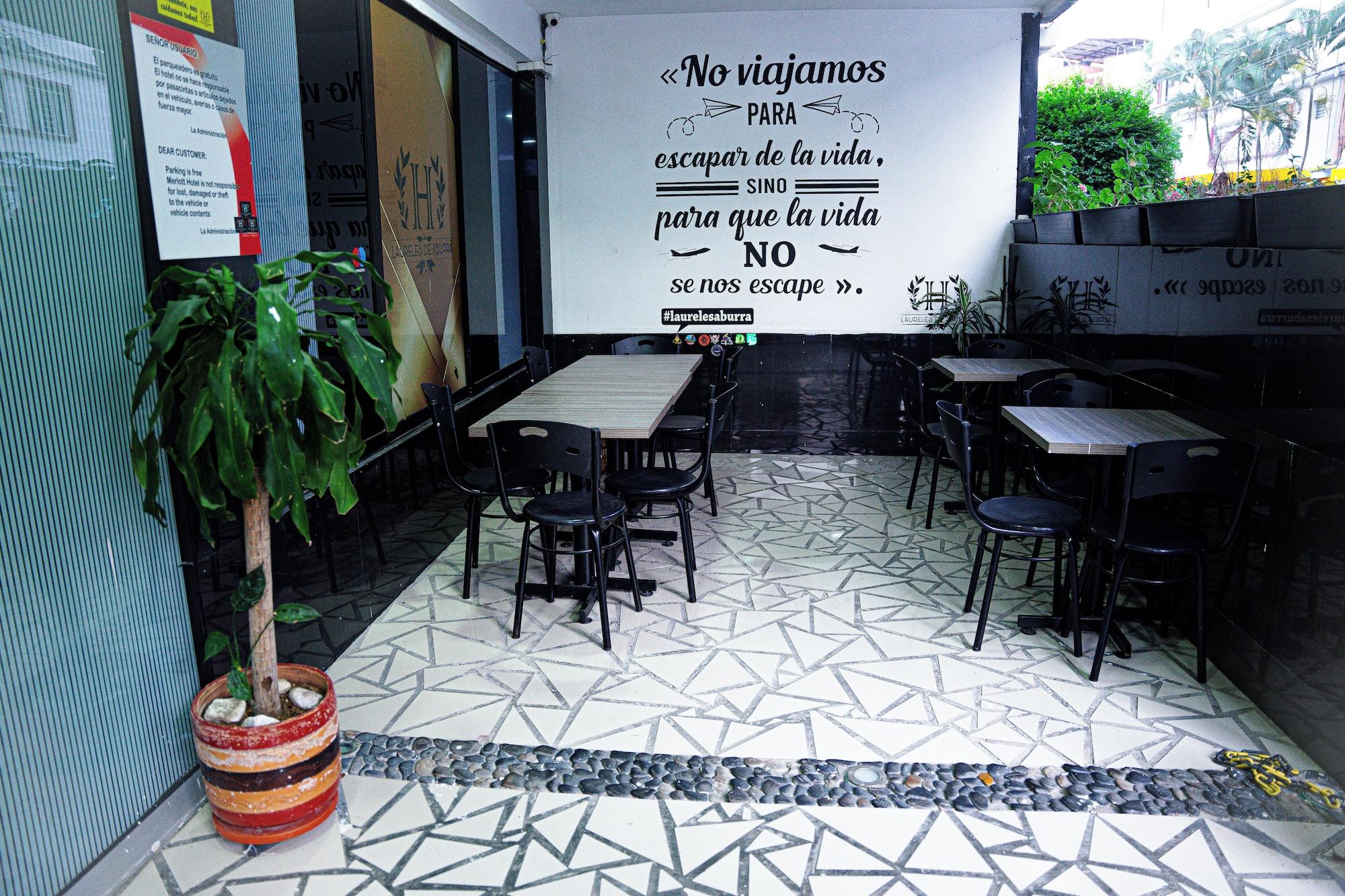 Vista Lobby Hotel Laureles de Aburra Medellin