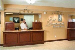 Alquiler Vacacional - 1 BR Condo 1406L - 2 blocks off beach with great Ocean and Intercoastal Views.