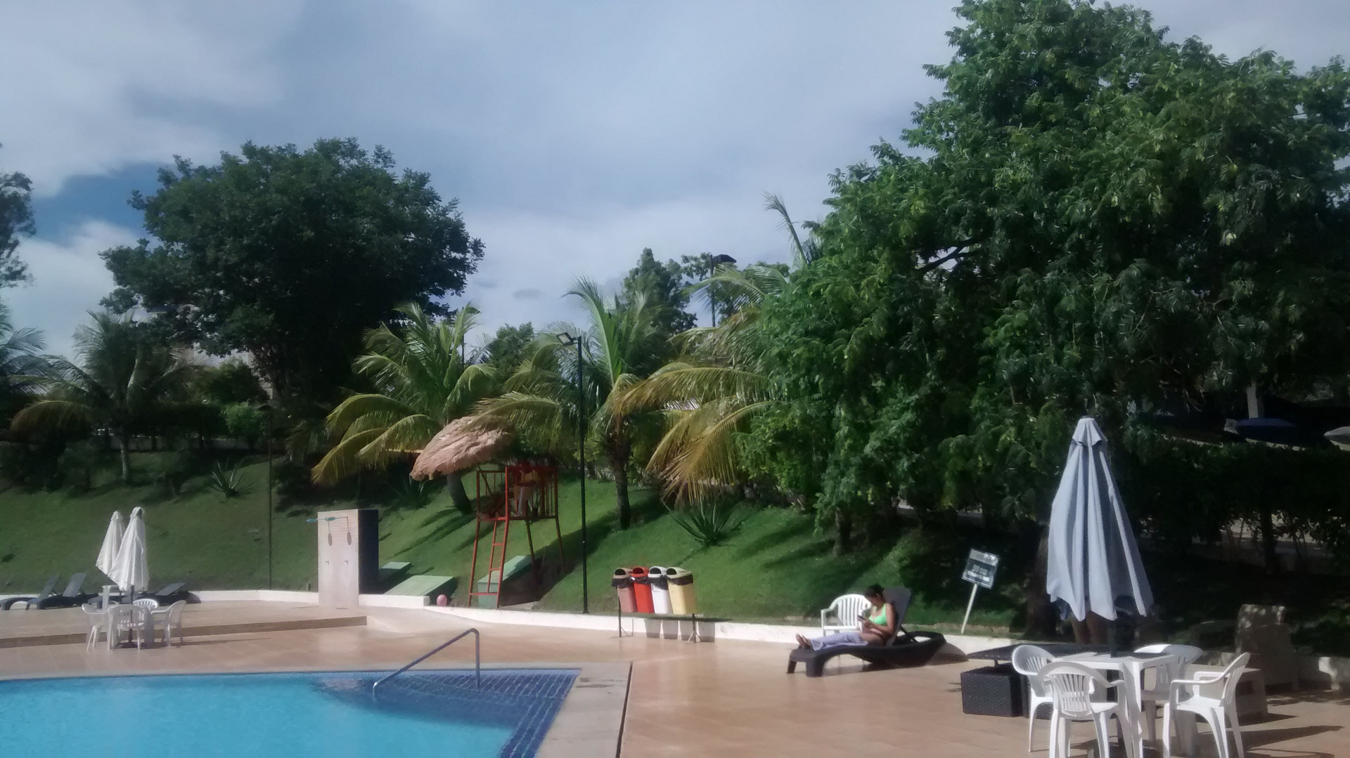 Vista Piscina Enseada Aphart Hotel Caldas Novas