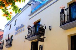 Alojamiento - Hotel Real de la Peña