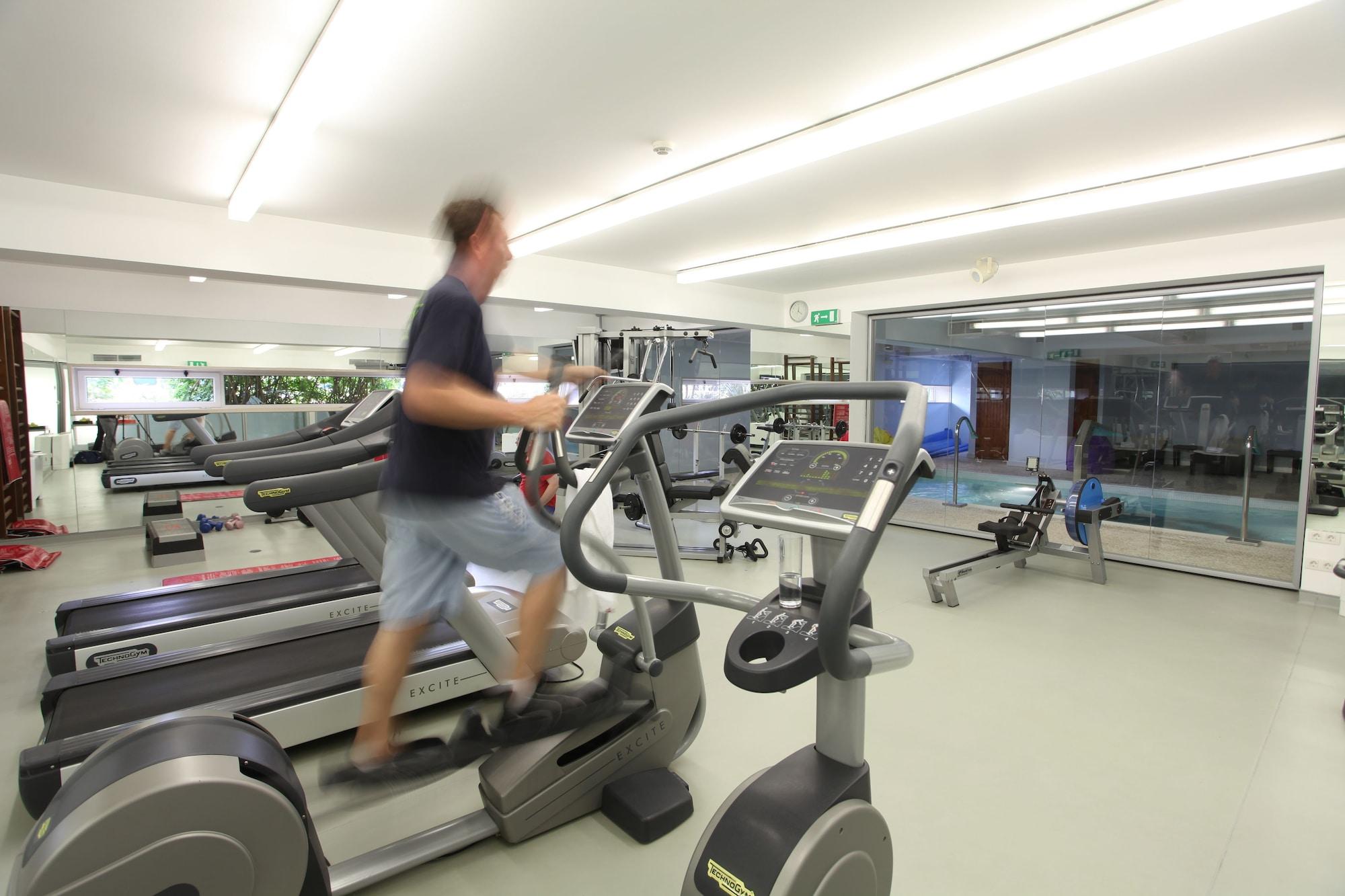 Gimnasio Marina Club Suite Hotel