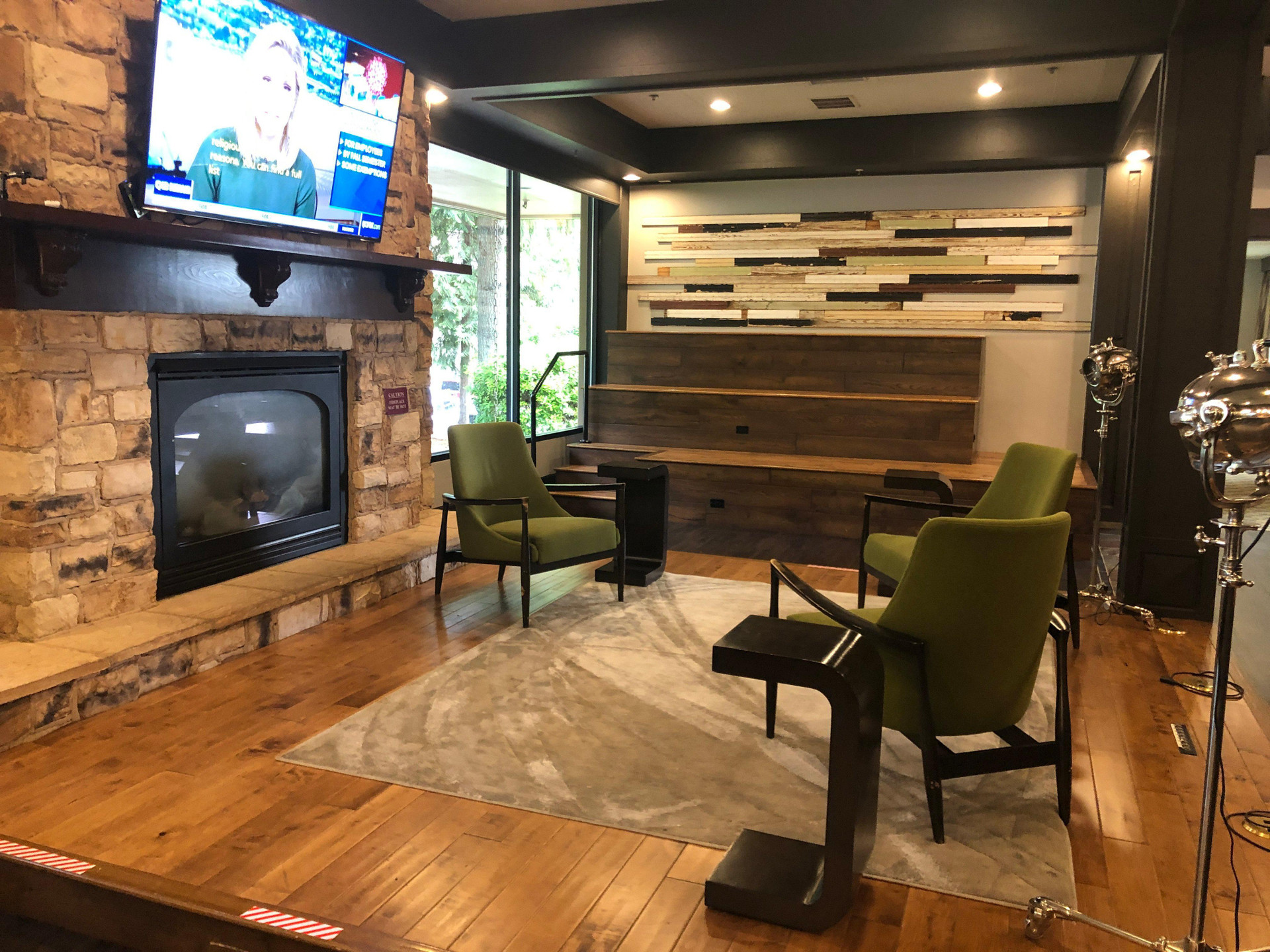 Vista Lobby Olympia Hotel At Capitol Lake