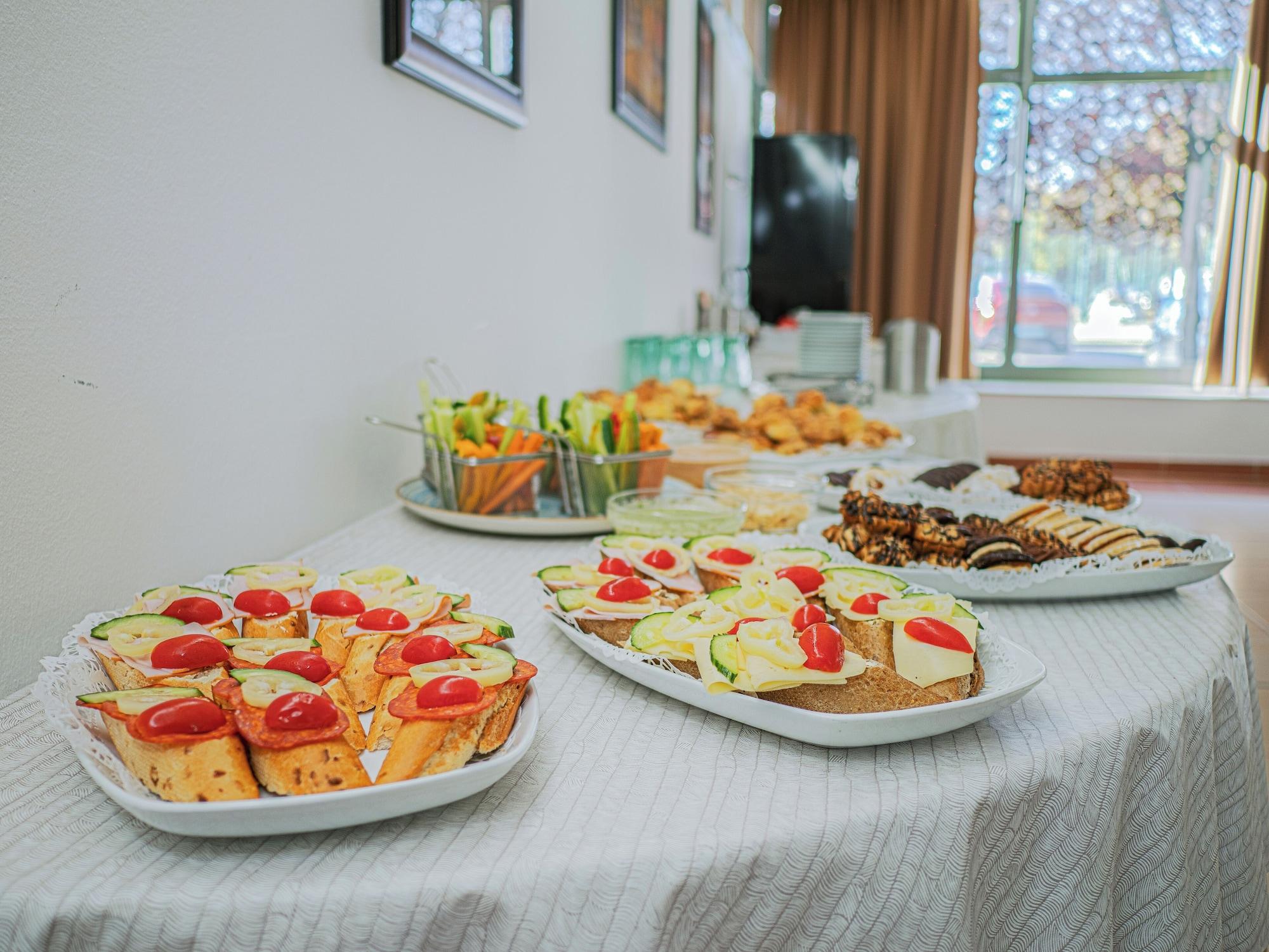 Restaurant Holiday Beach Budapest Wellness & Conference Hotel