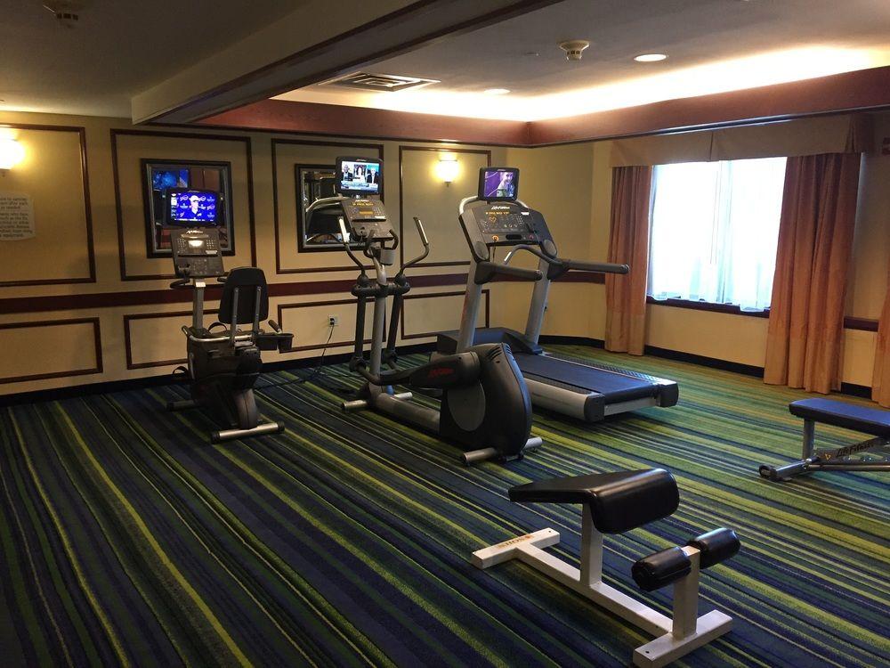 Gimnasio Quality Inn Boston revere