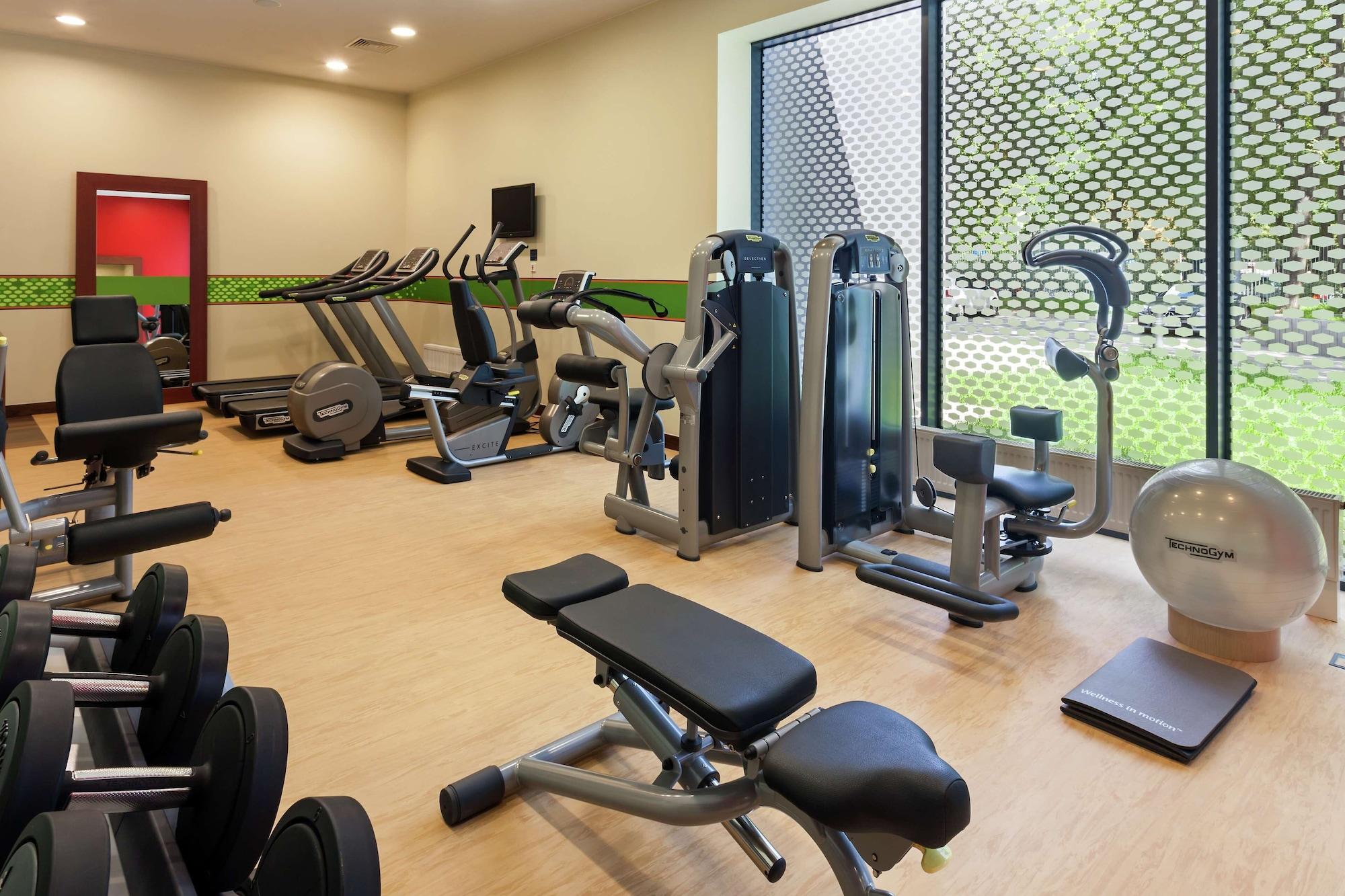 Gimnasio Hampton by Hilton Warsaw Airport