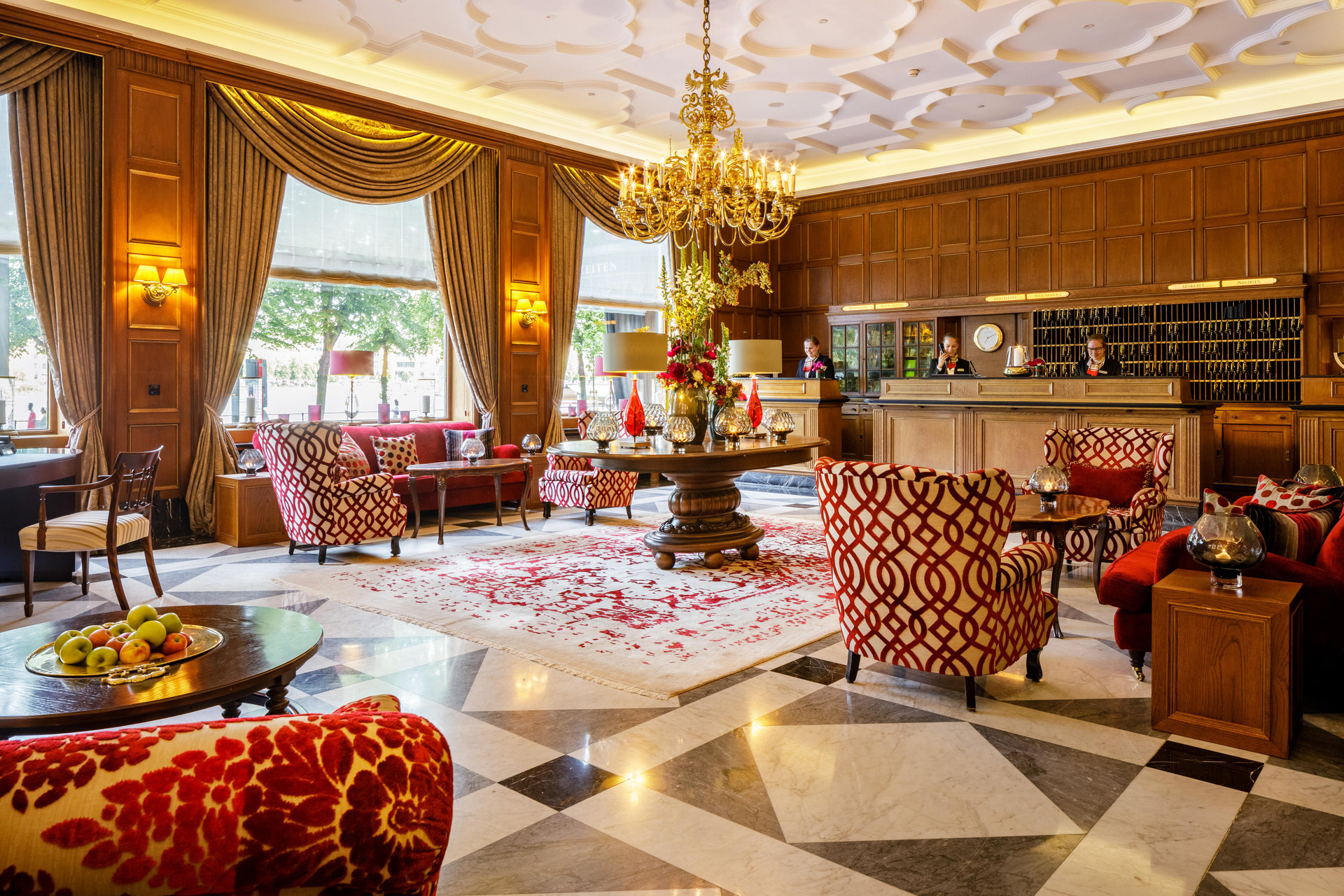 Vista Lobby Fairmont Hotel Vier Jahreszeiten Hamburg