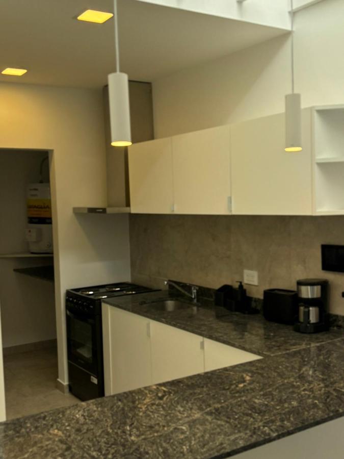 Cocina Patios de City Bell Hotel and Apartments