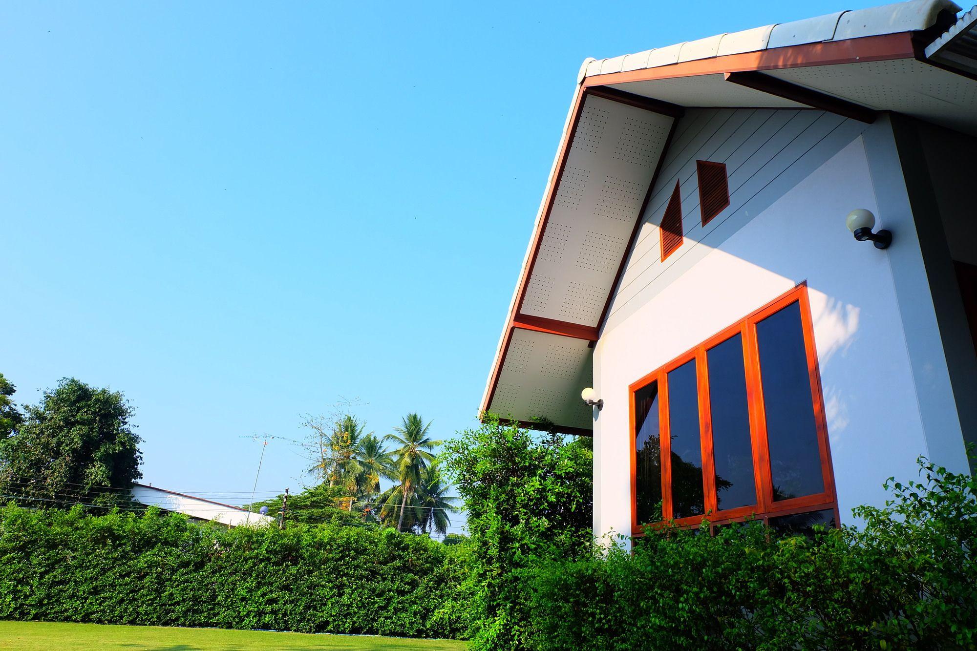 Vista Exterior Baan Suan Siriwat