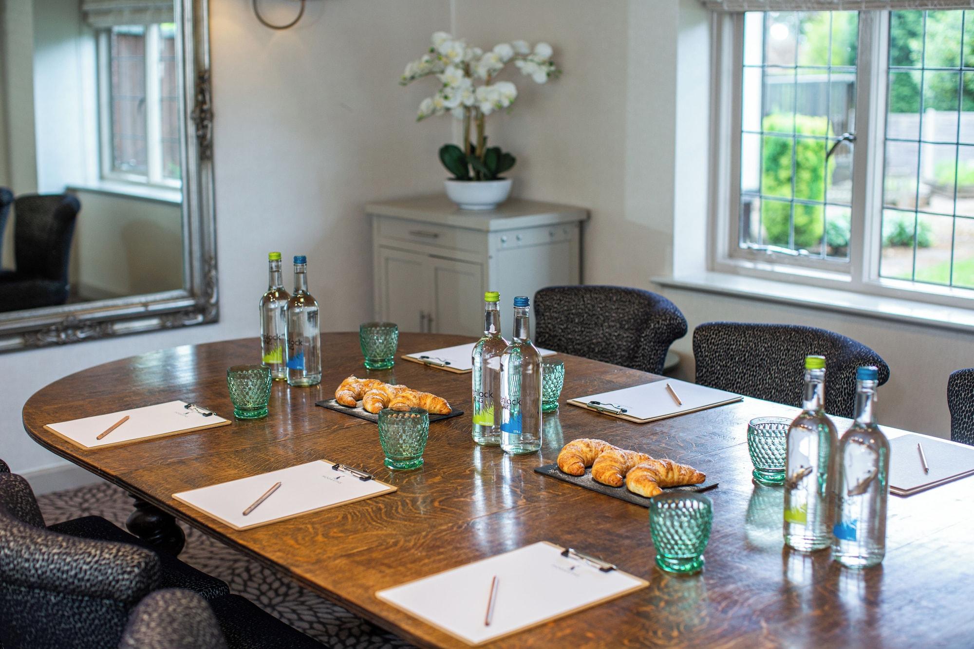 Sala de Reuniones Hogarths Stone Manor