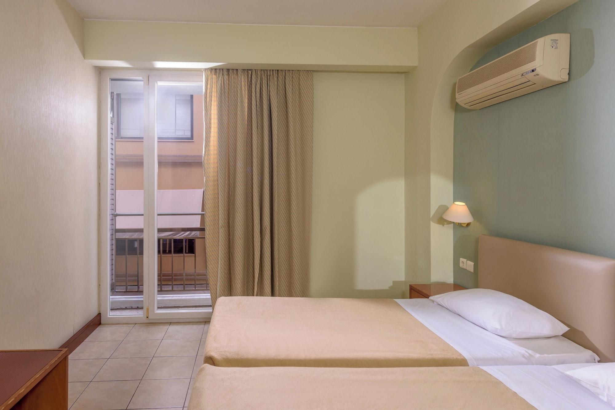 Equipamiento de Habitación El Greco Hotel