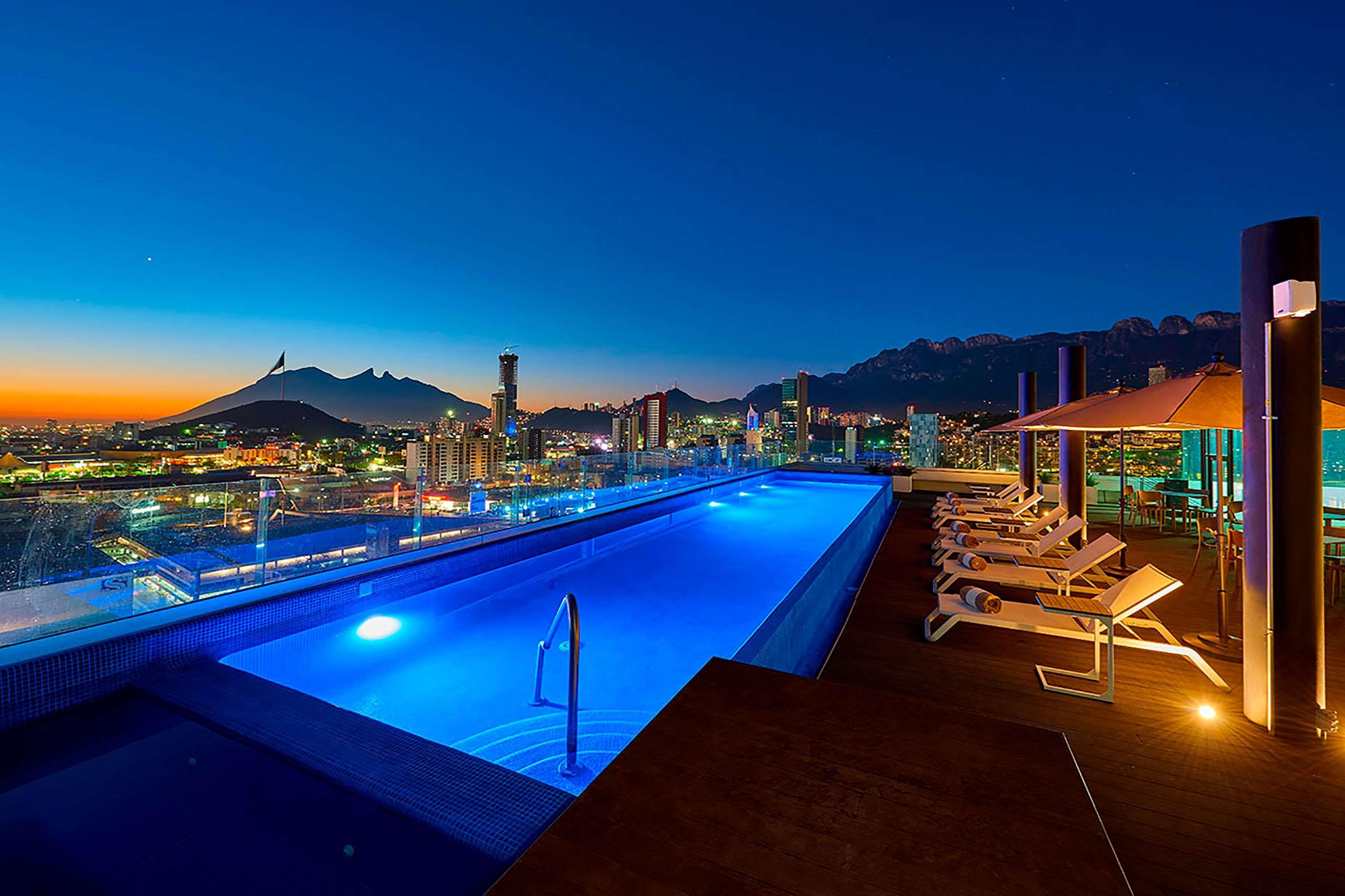 Vista Piscina SJ Grand Hotel Monterrey