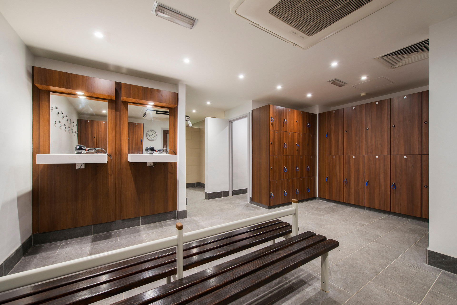 Vista Lobby Holiday Inn London - Shepperton by IHG