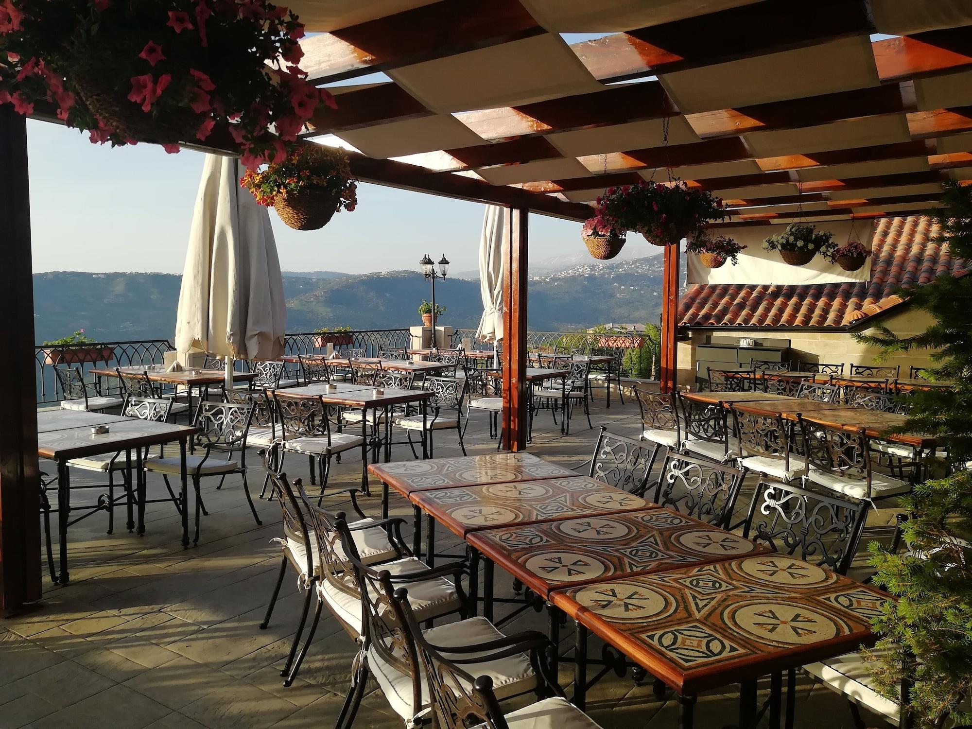 Restaurant Cherry Blossom Boutique Hotel