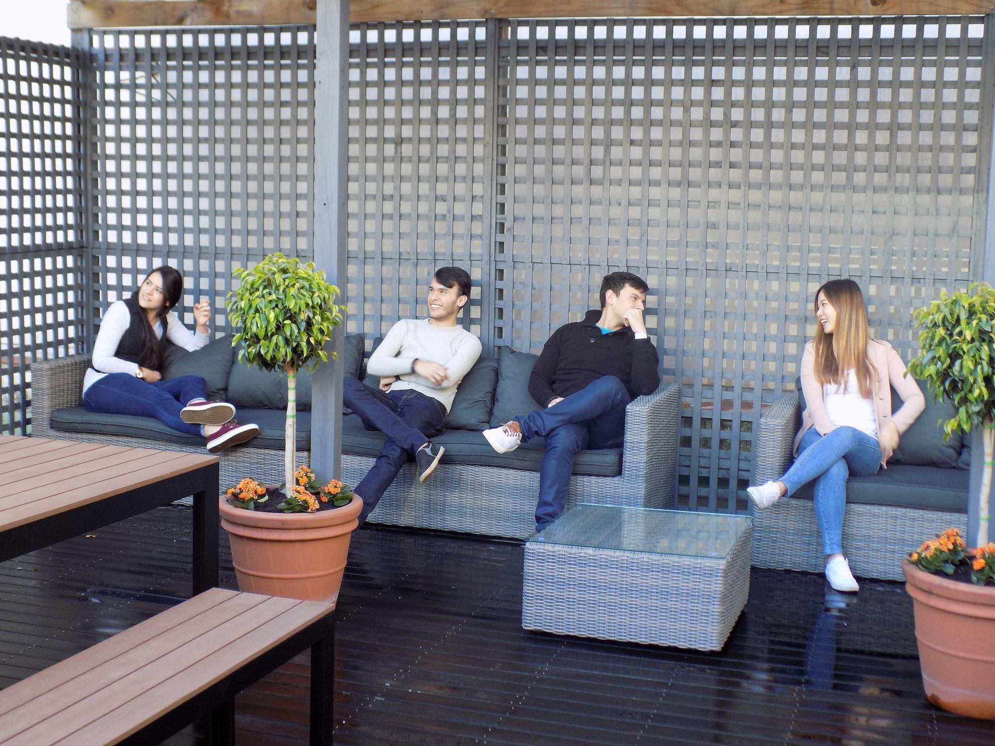 Varios Europa Melbourne - Hostel