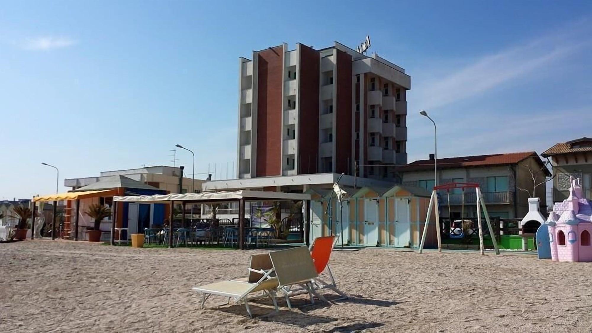 Playa Hotel Ambassador